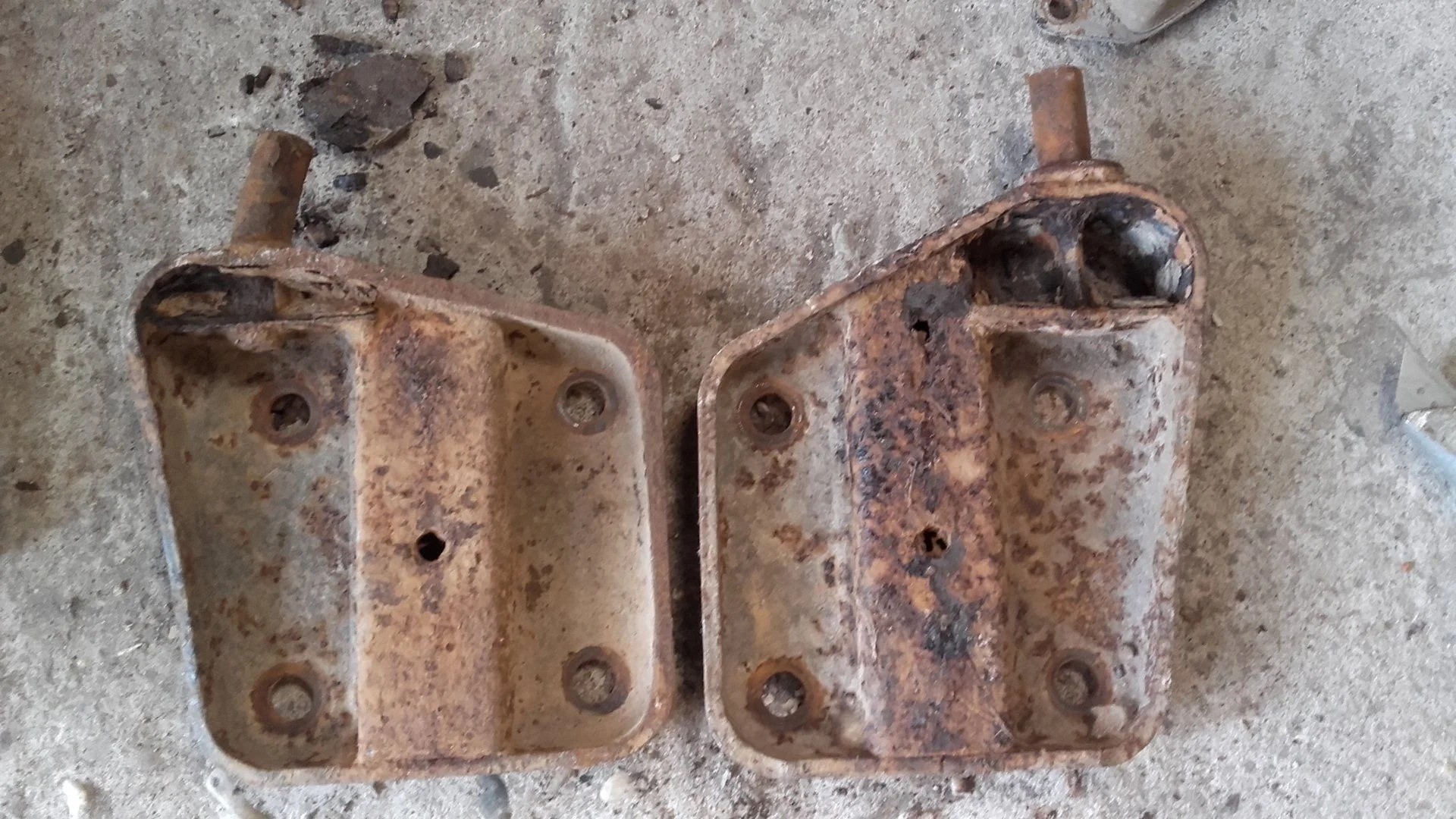 Different spring seats