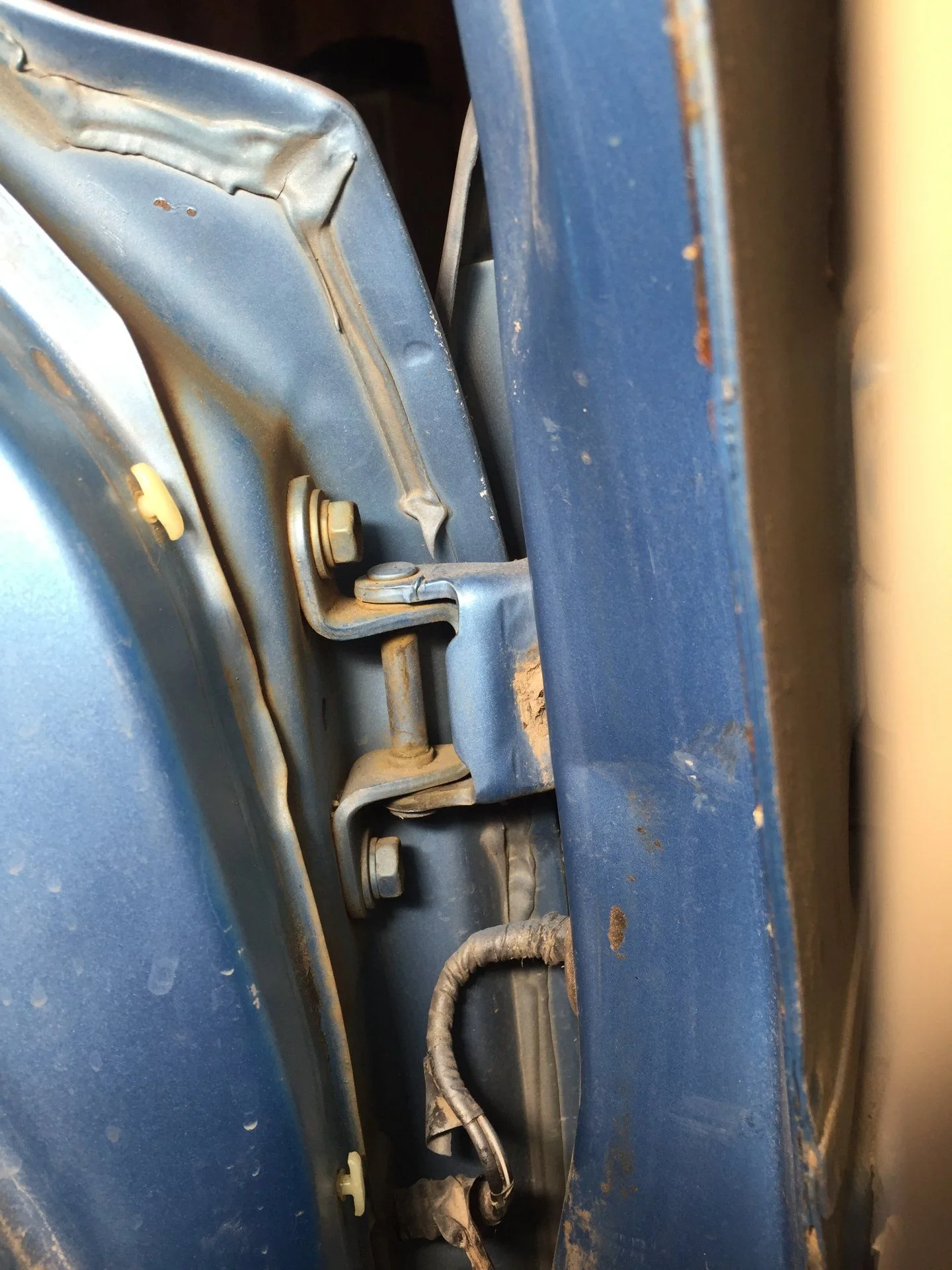 Driver Hinge