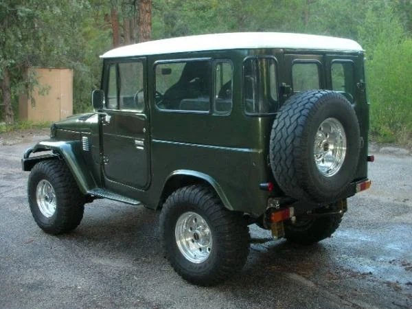 driver rear exterior