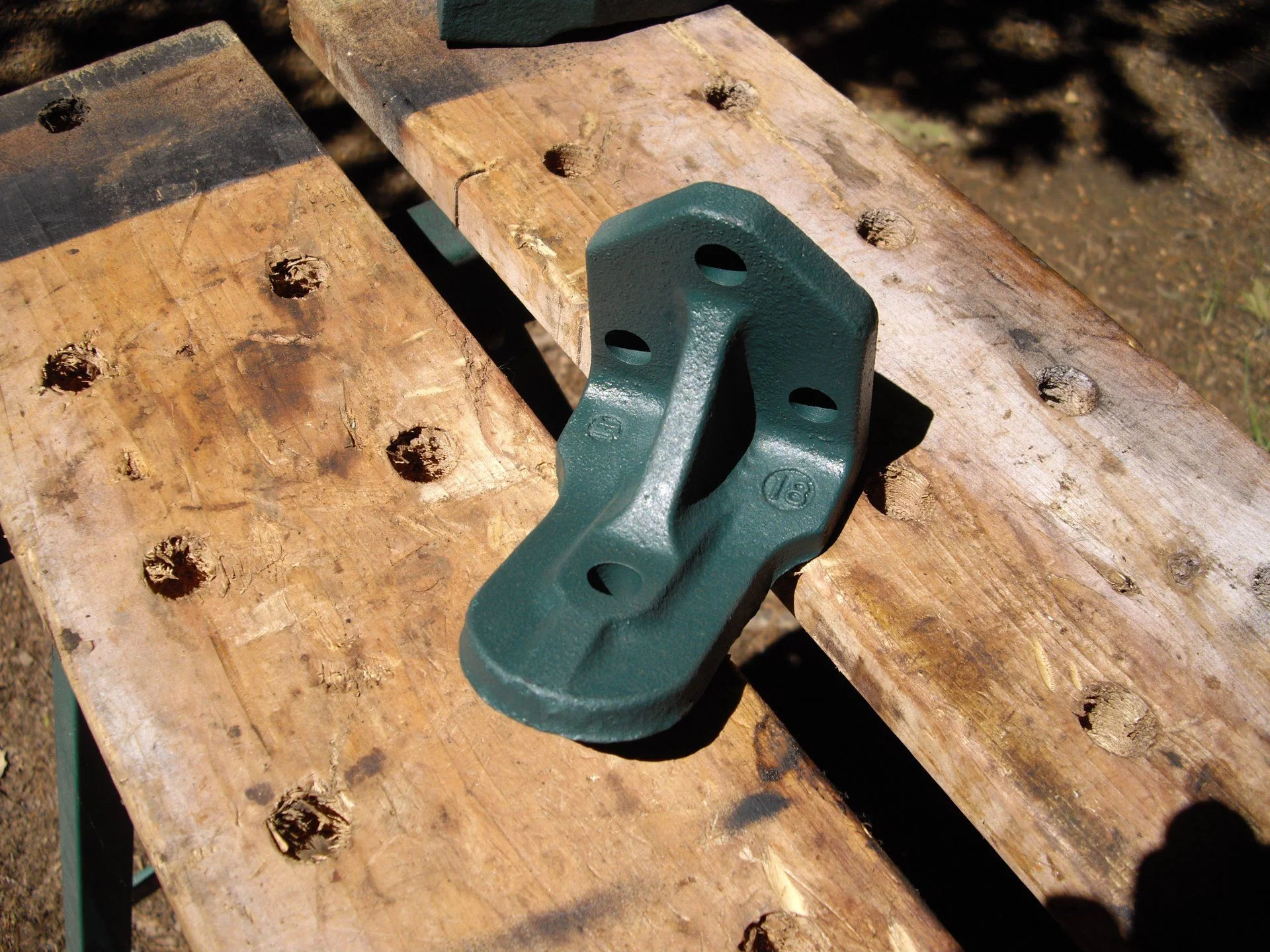 Driver side motor mount