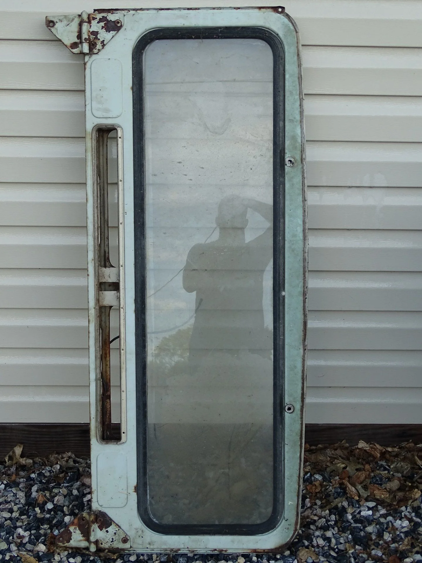 Early windshield frame 1