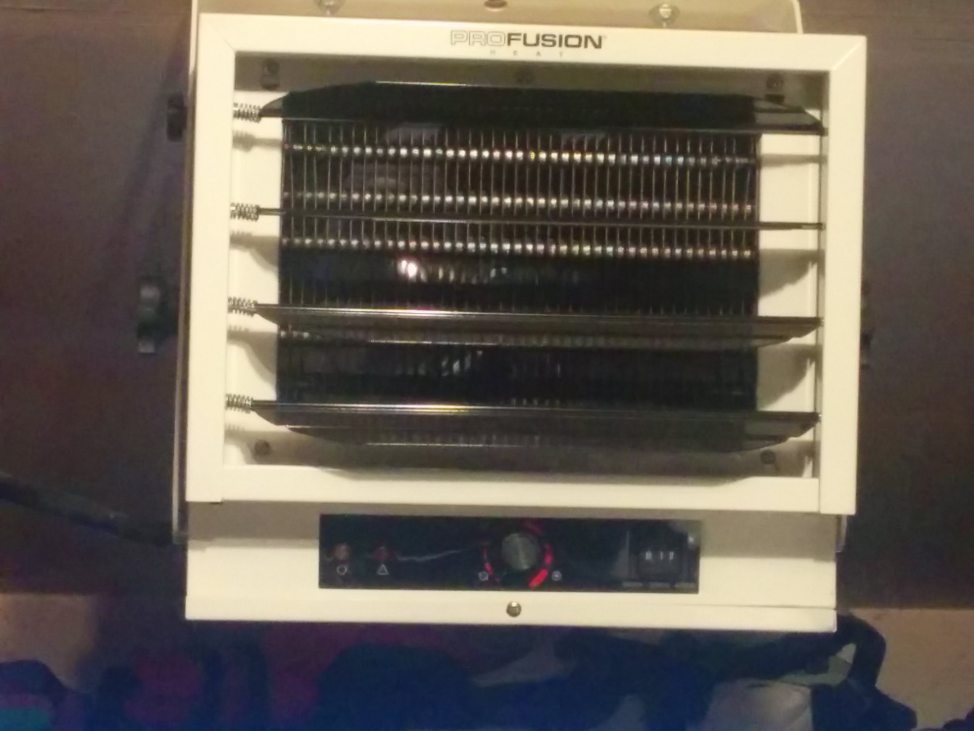 Elec garage heater-Pro Fusion