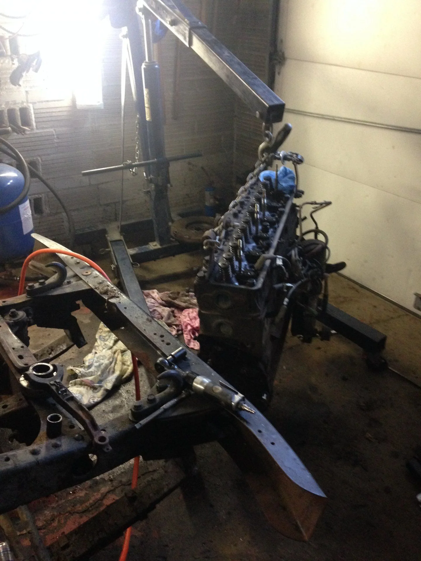 Engine on hoist top view 1
