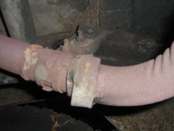 exhaust pipe hanger