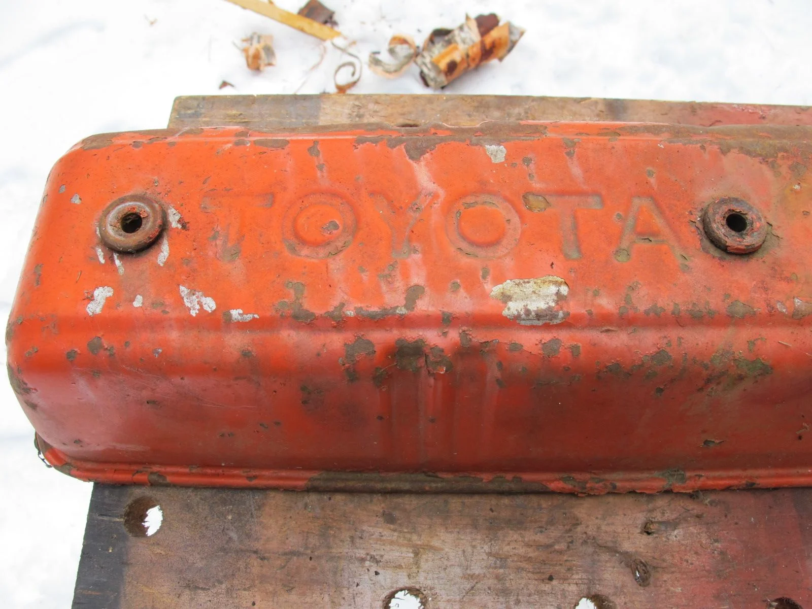 F Engine Scripted "Toyota" Valve Cover