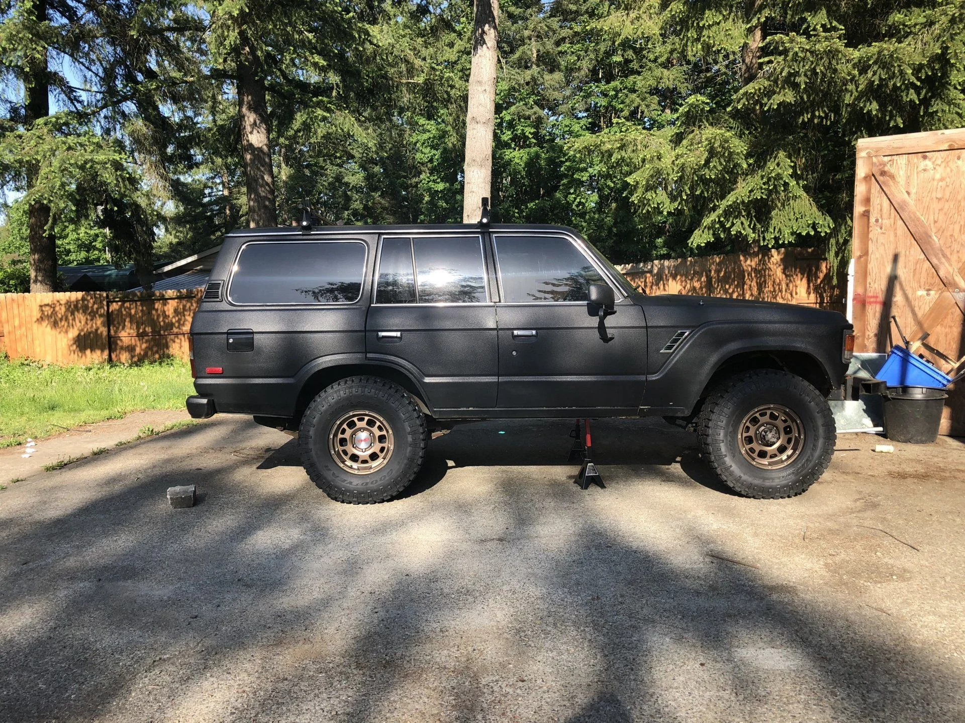 FJ cruiser TRD Wheels on an FJ60