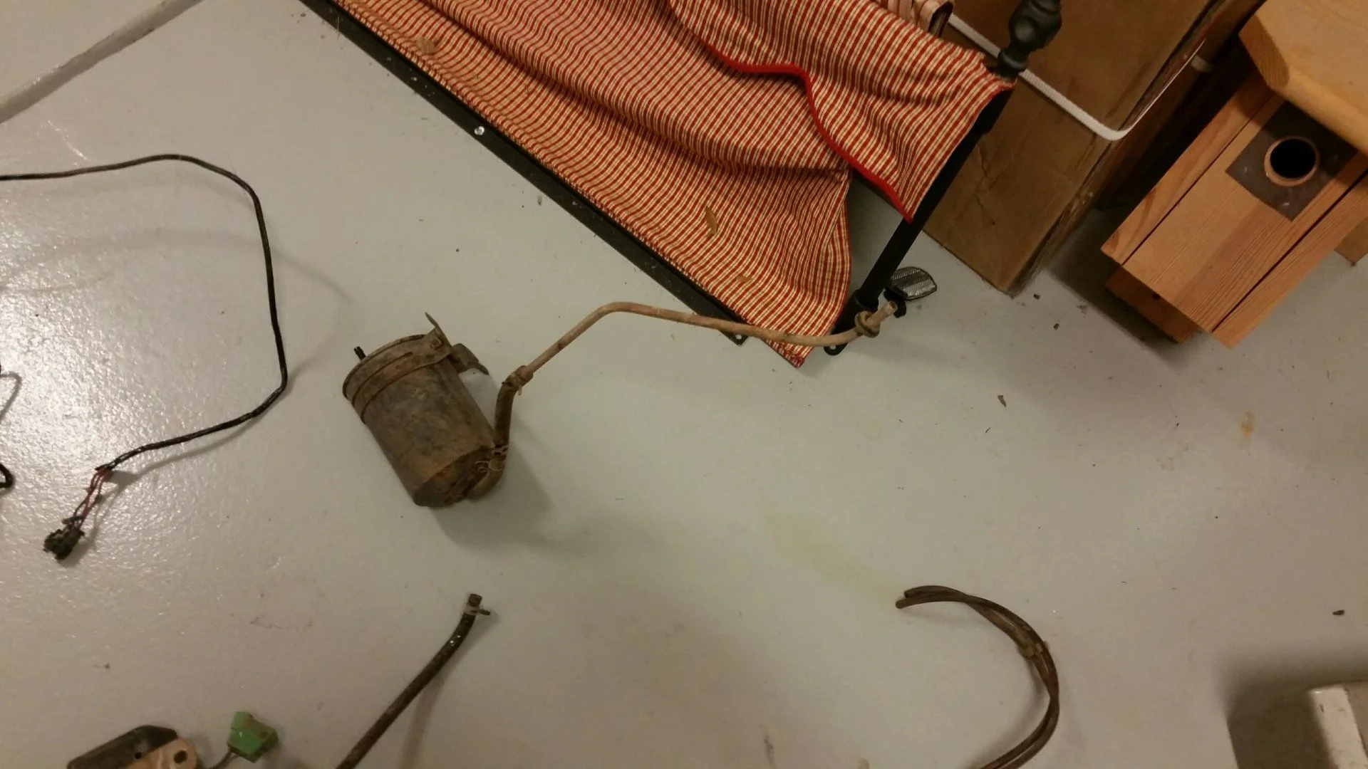 FJ40 Emission System