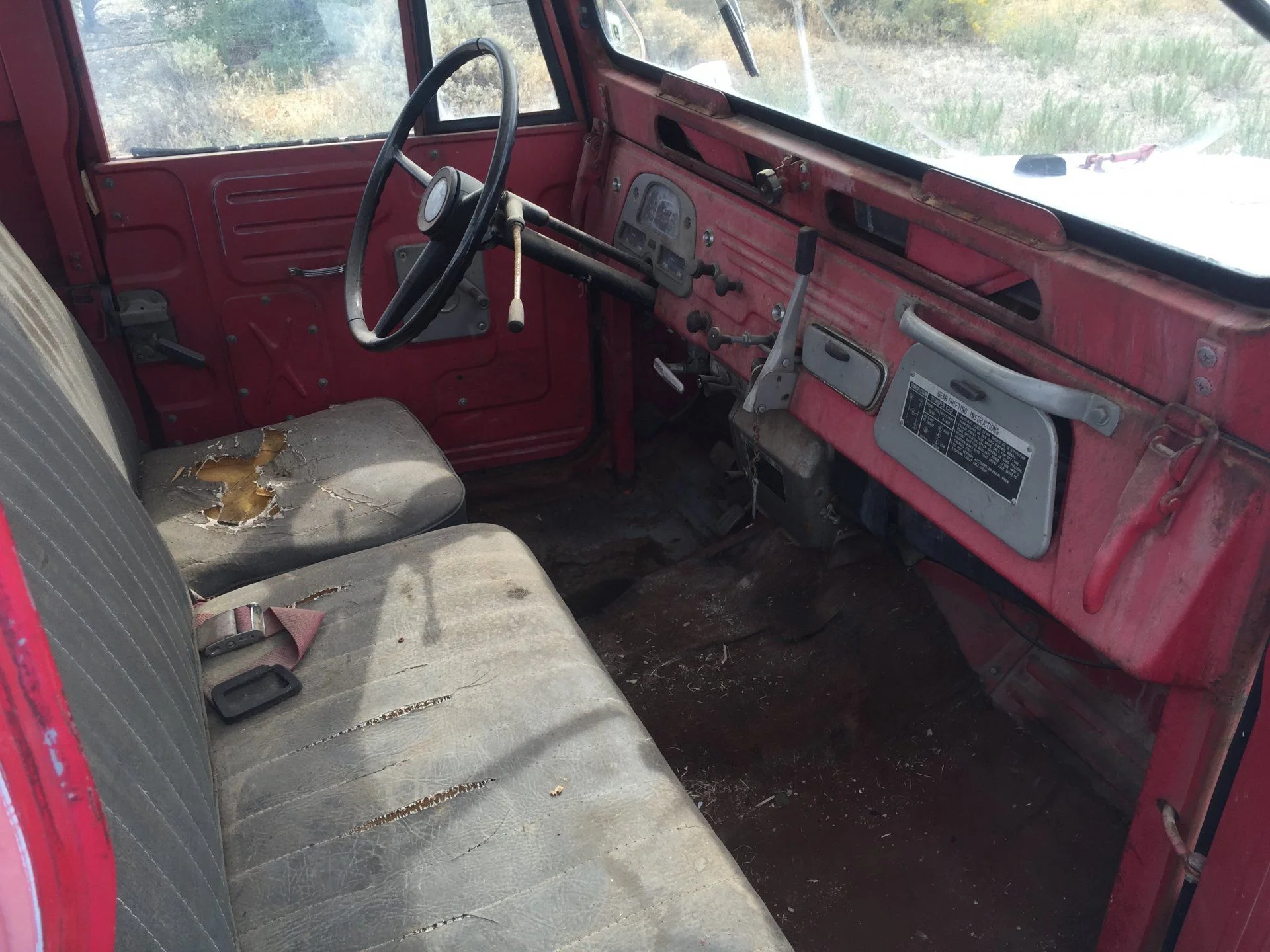 FJ45 Interior