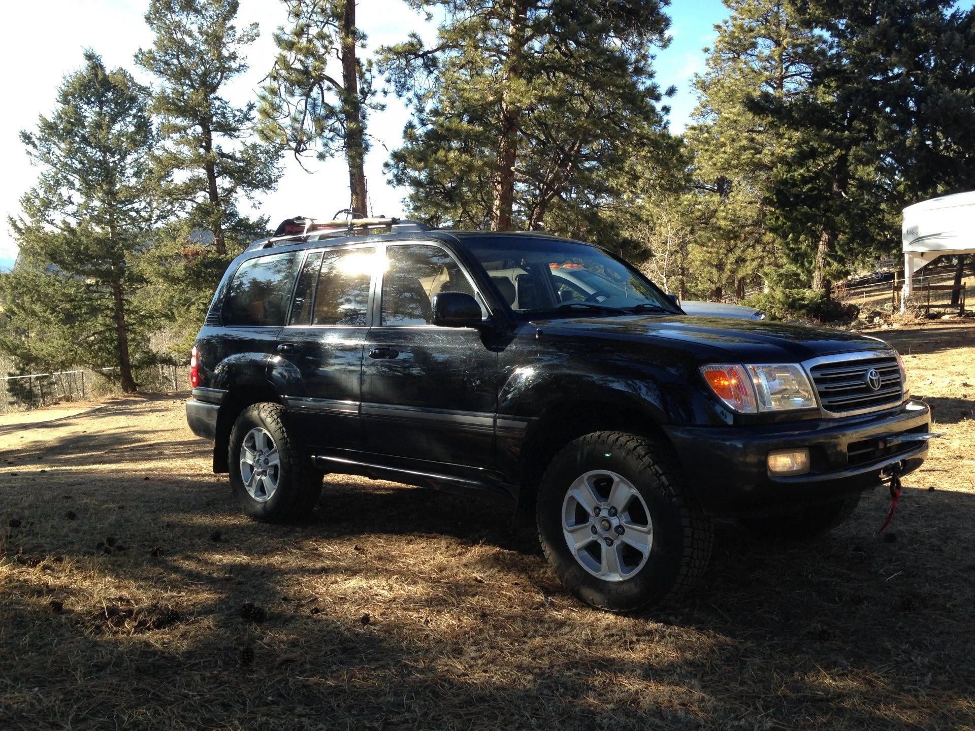 Flip up license plate, winch and Tundra wheels
