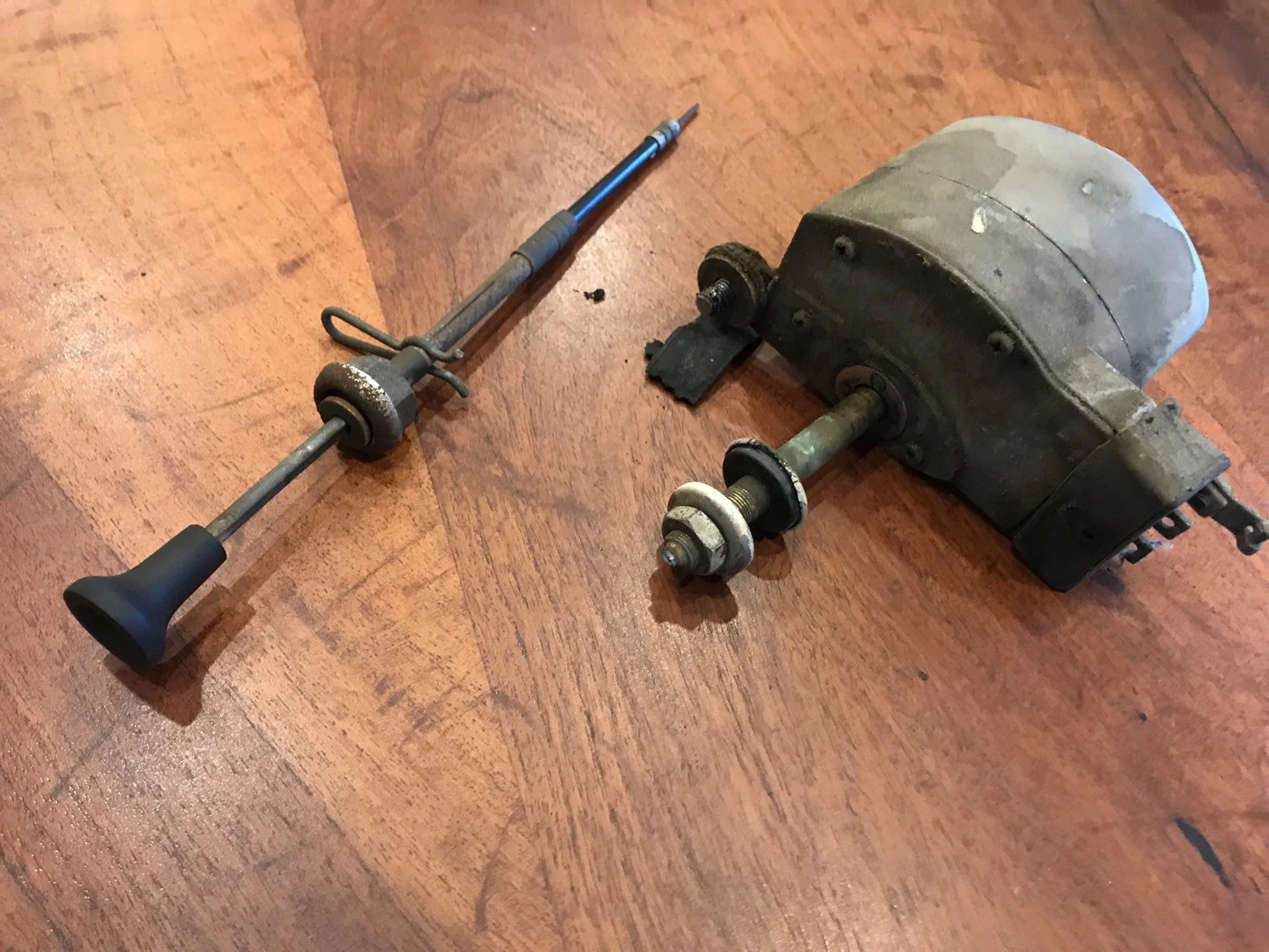 Fresh pull/wiper motor