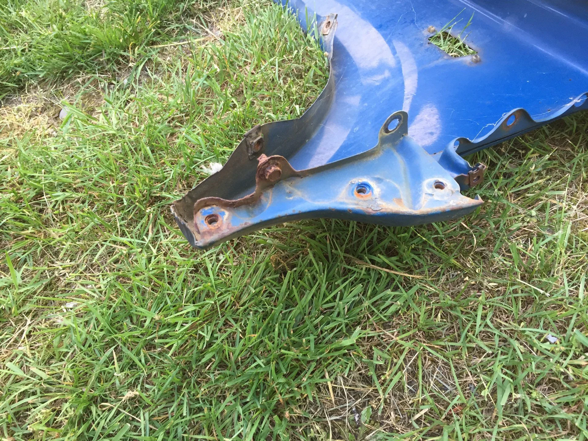 Front fender 2
