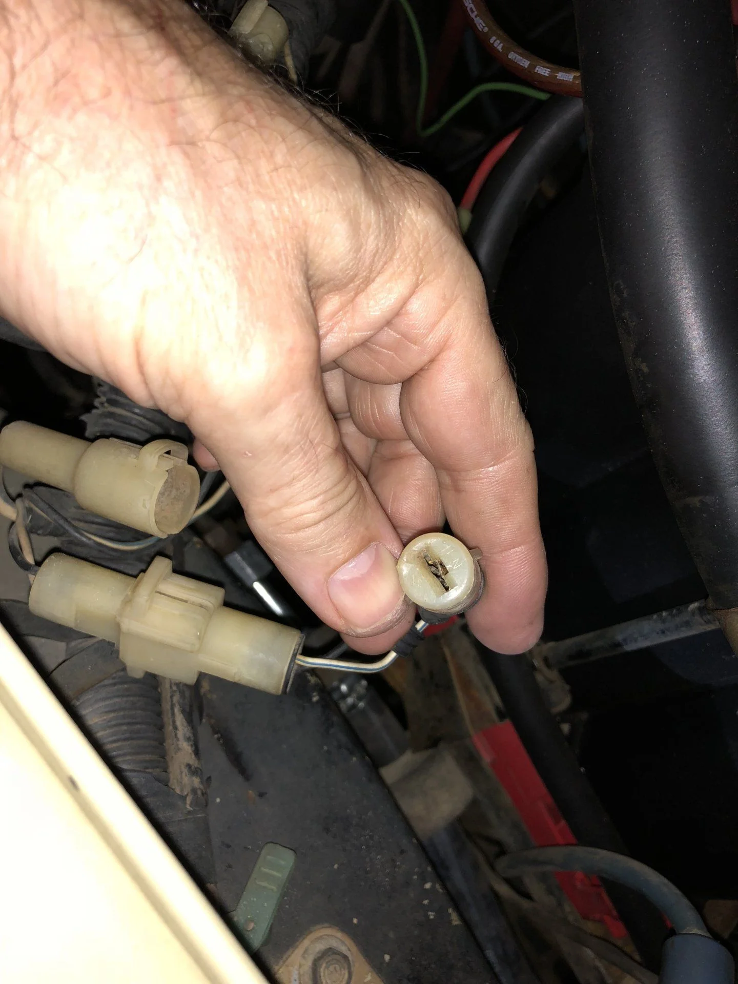 Fusable Link- one wire connector