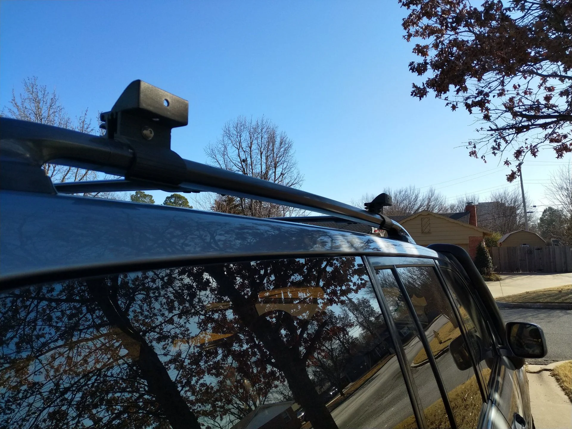 G clip front