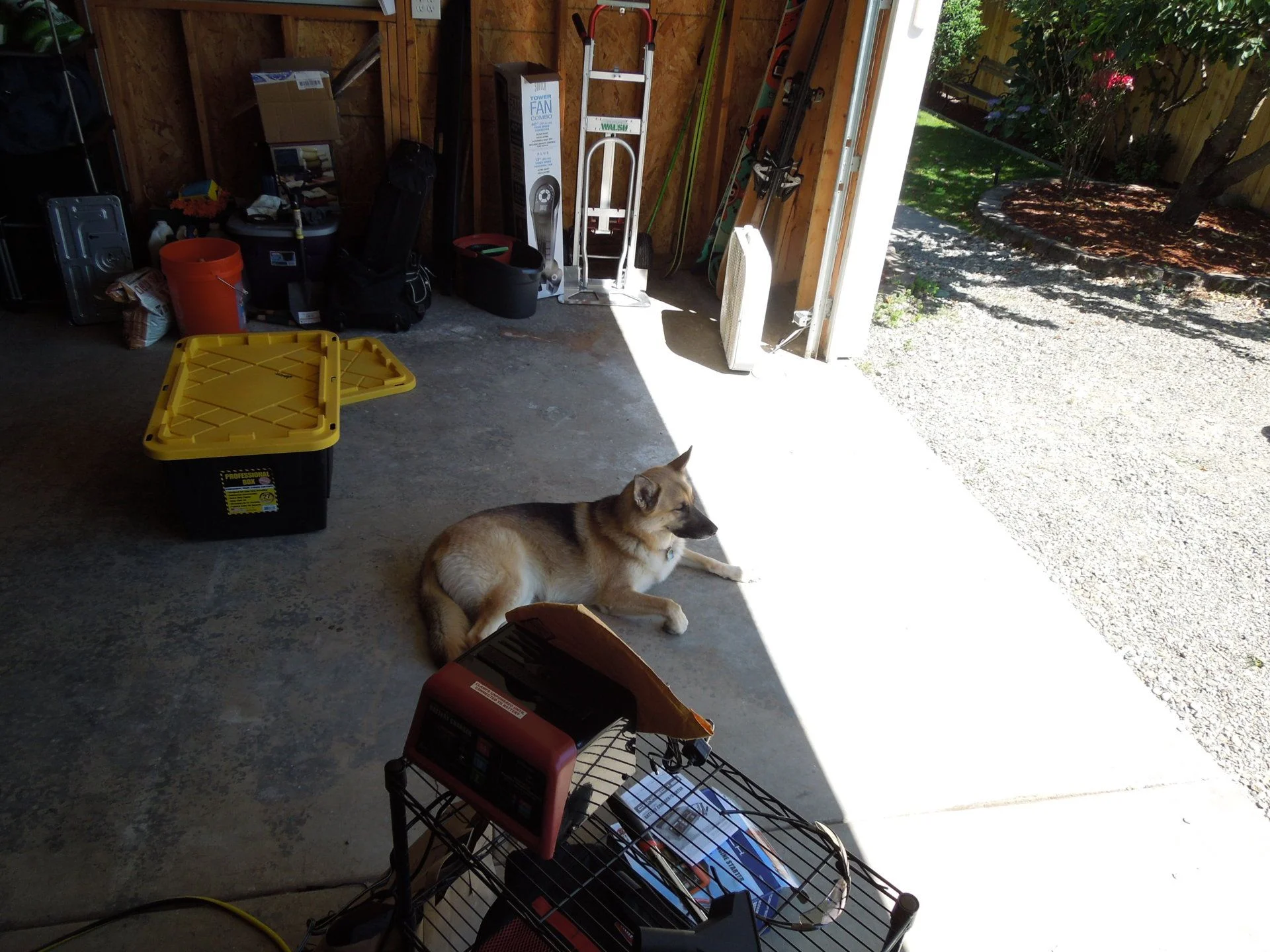 Garage Helper