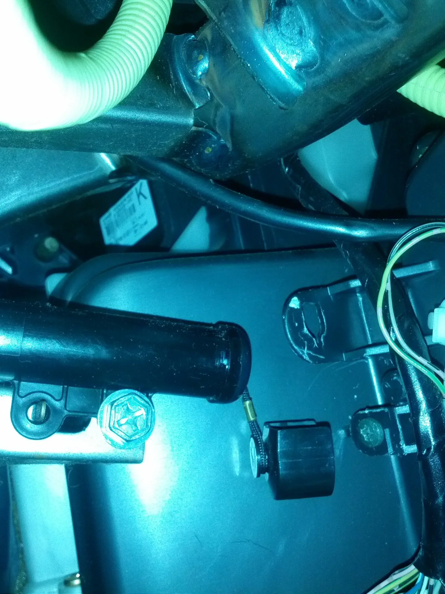 Glove box string