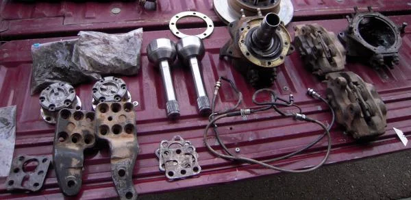 Got a set of 6 shooters including the Trail Gear cromoly birfs, from here on MUD.  This worked out to be cheaper than what I was finding the fj60 knuckles for, so Im happy