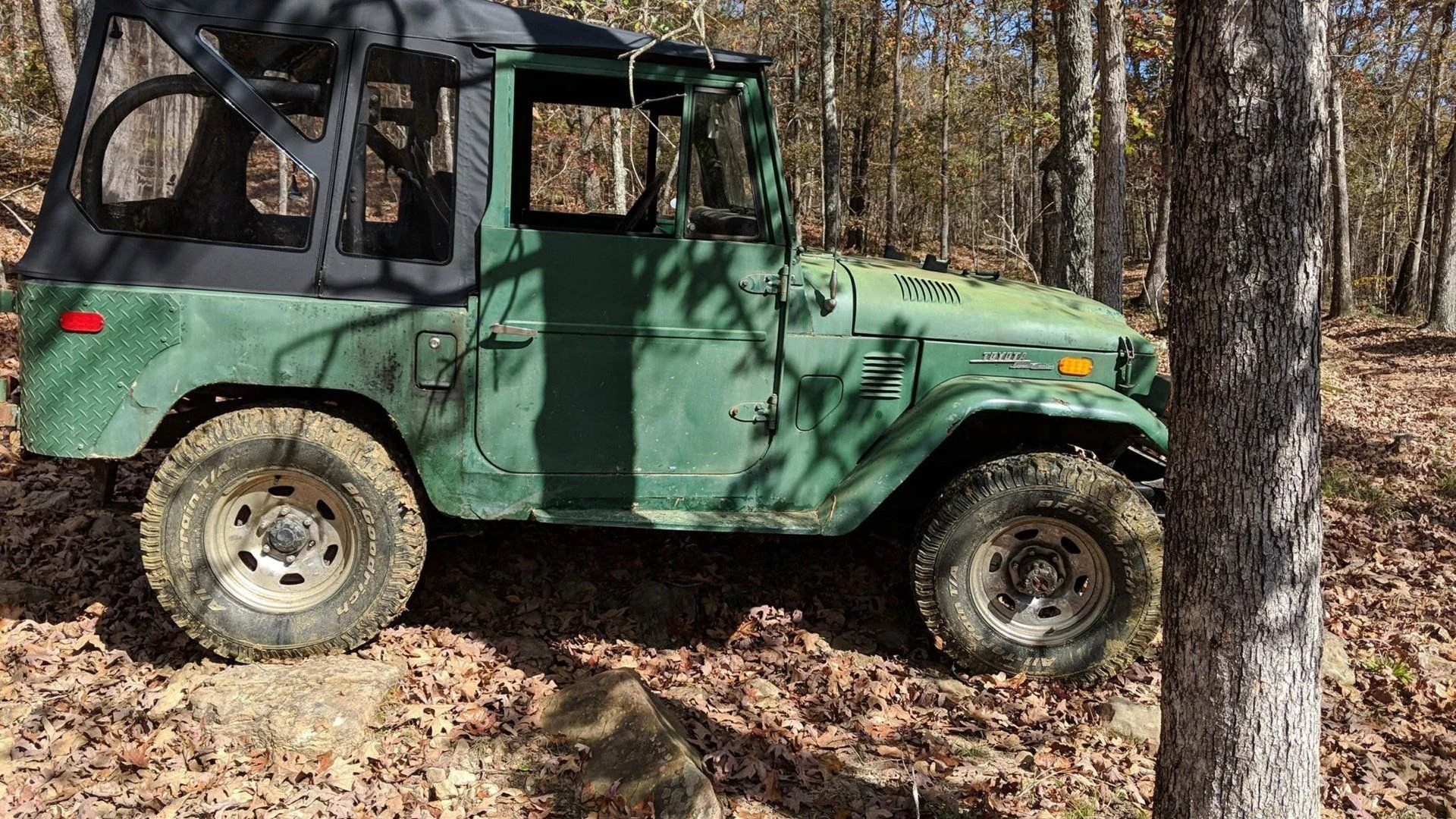 Green FJ40 2