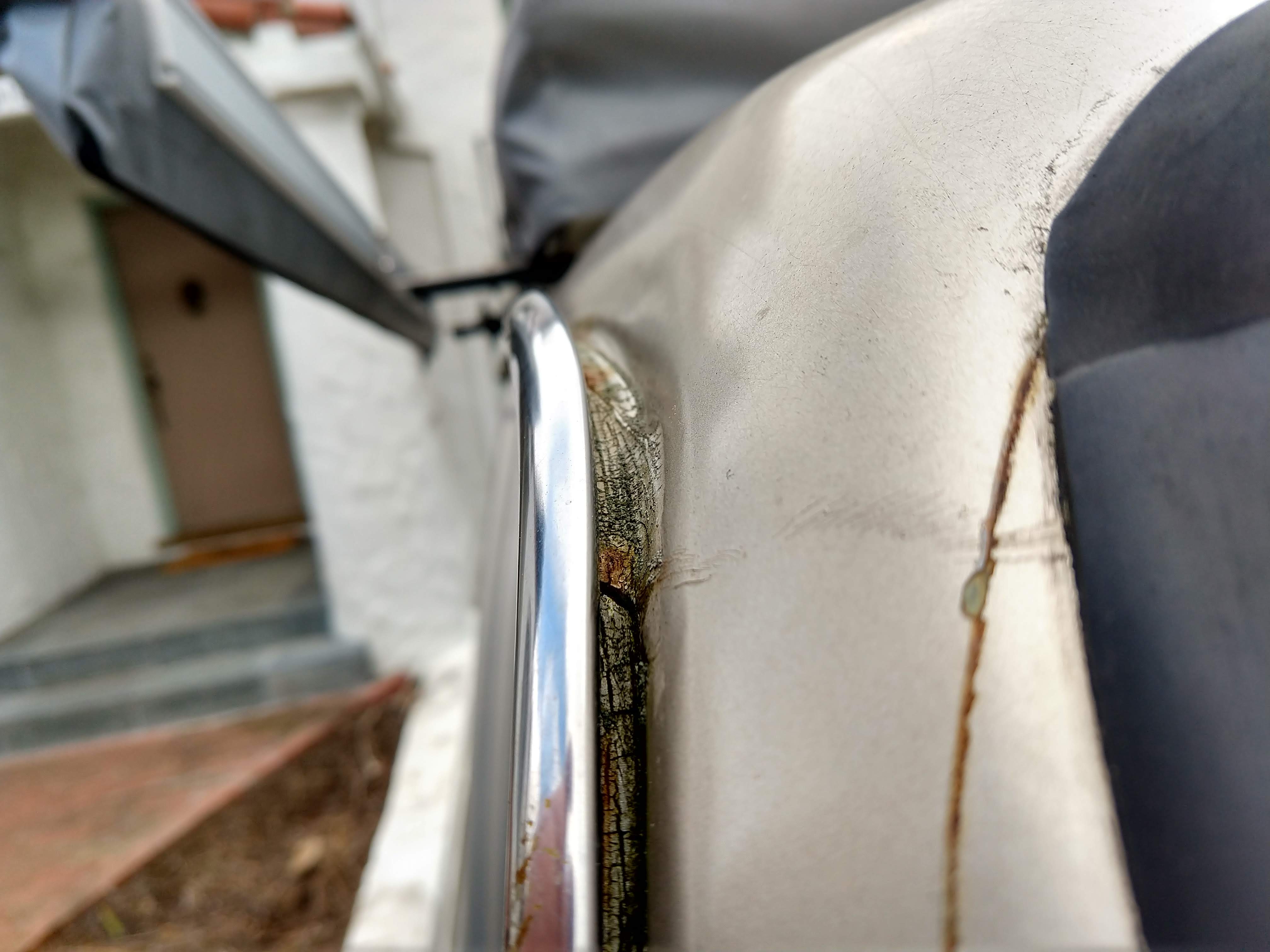 Gutter Needs to be Resealed