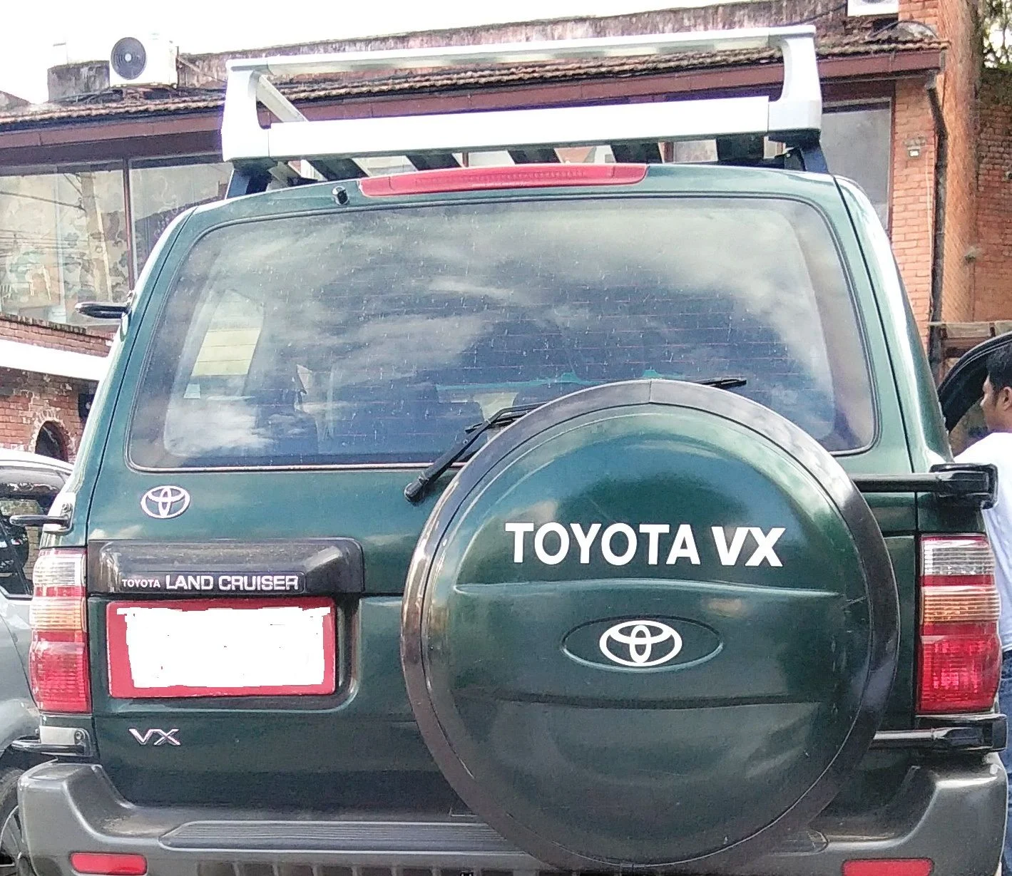 HDJ100