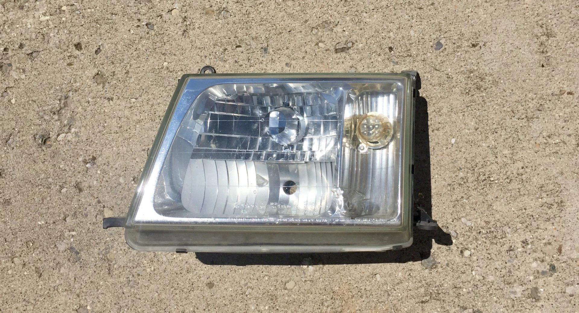 Headlight3