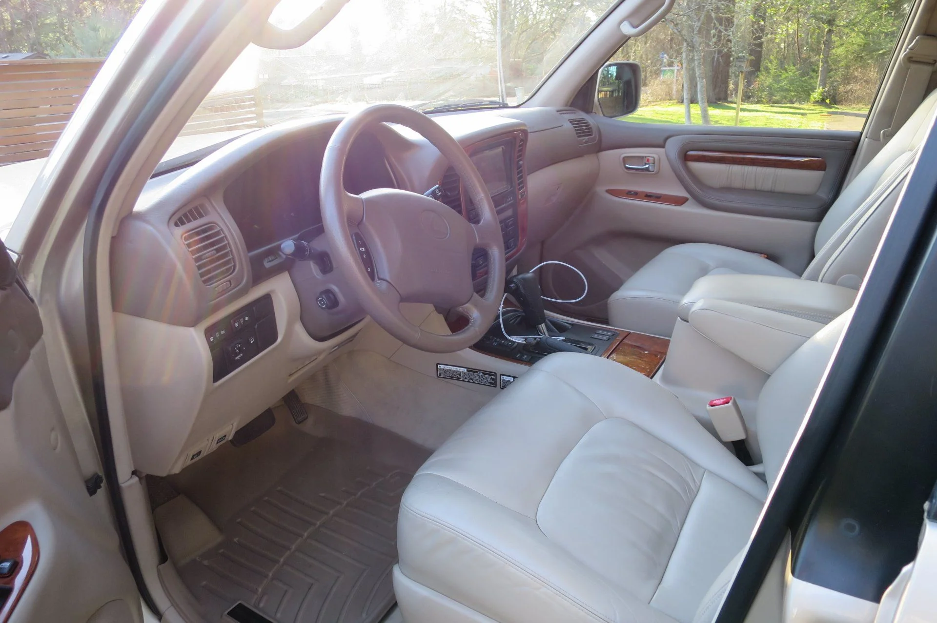 Interior post stereo install