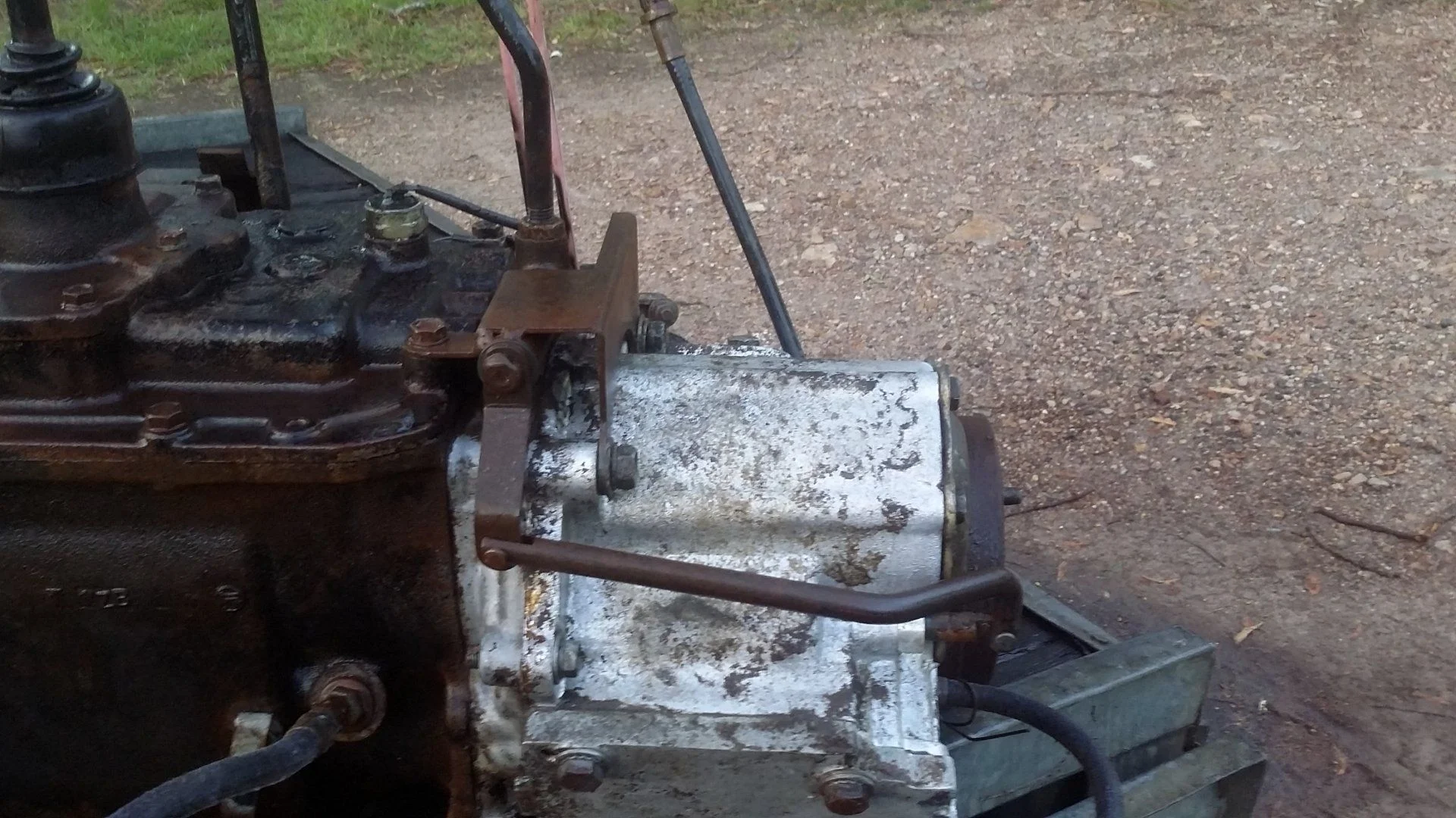 Internal Faiery Overdrive linkage on HJ47 4S GB