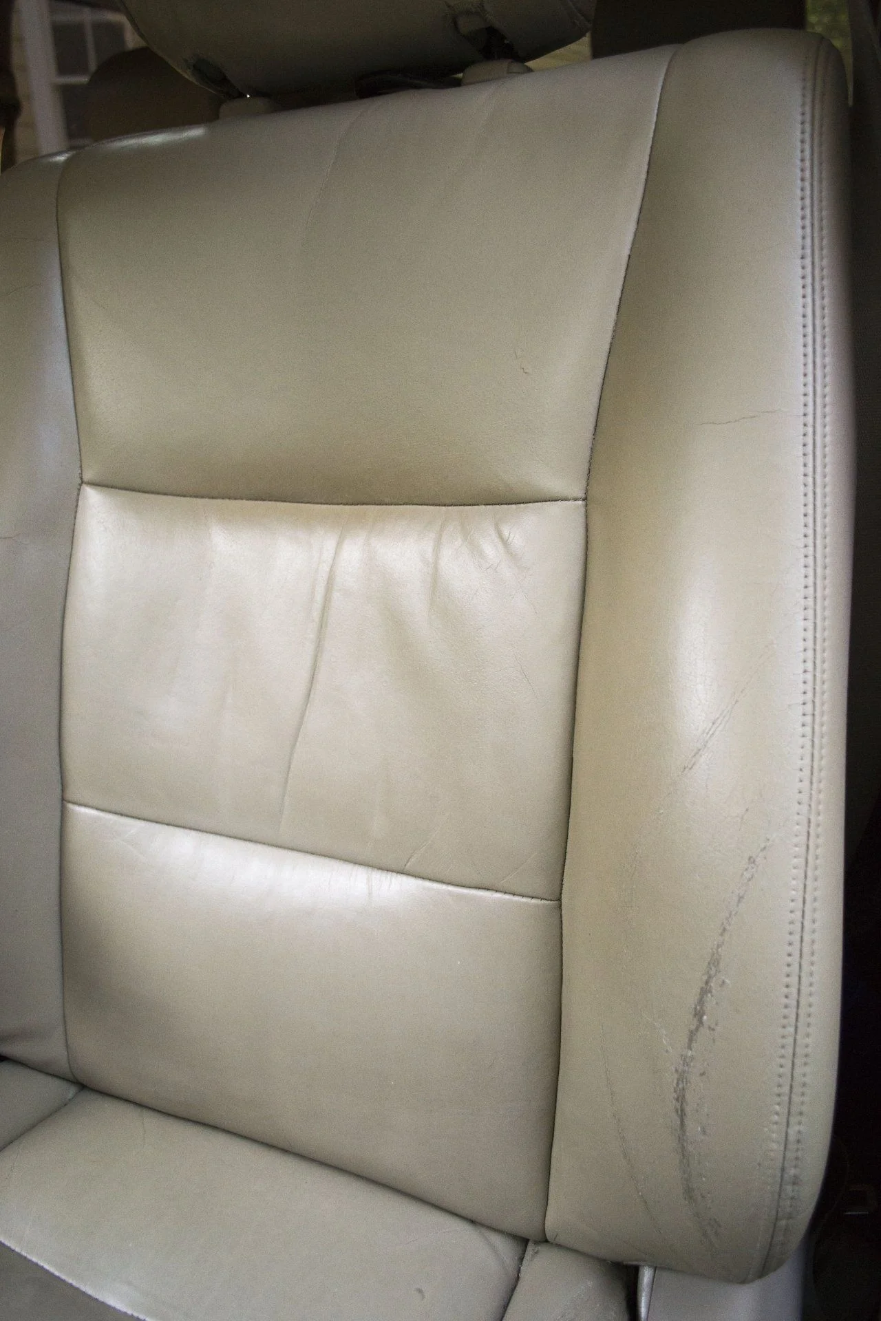 labcabLeatherique38
