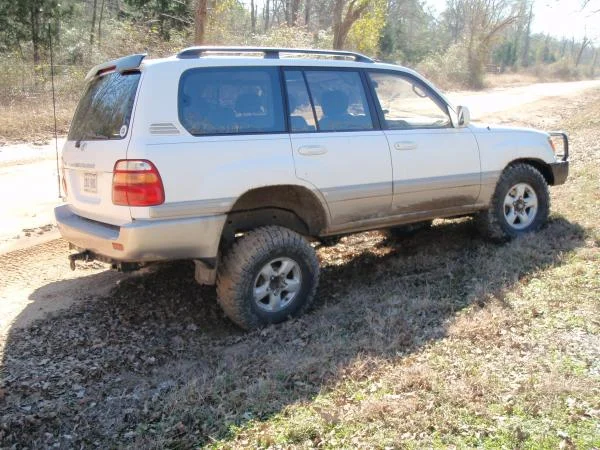 LANDCRUISER100 011