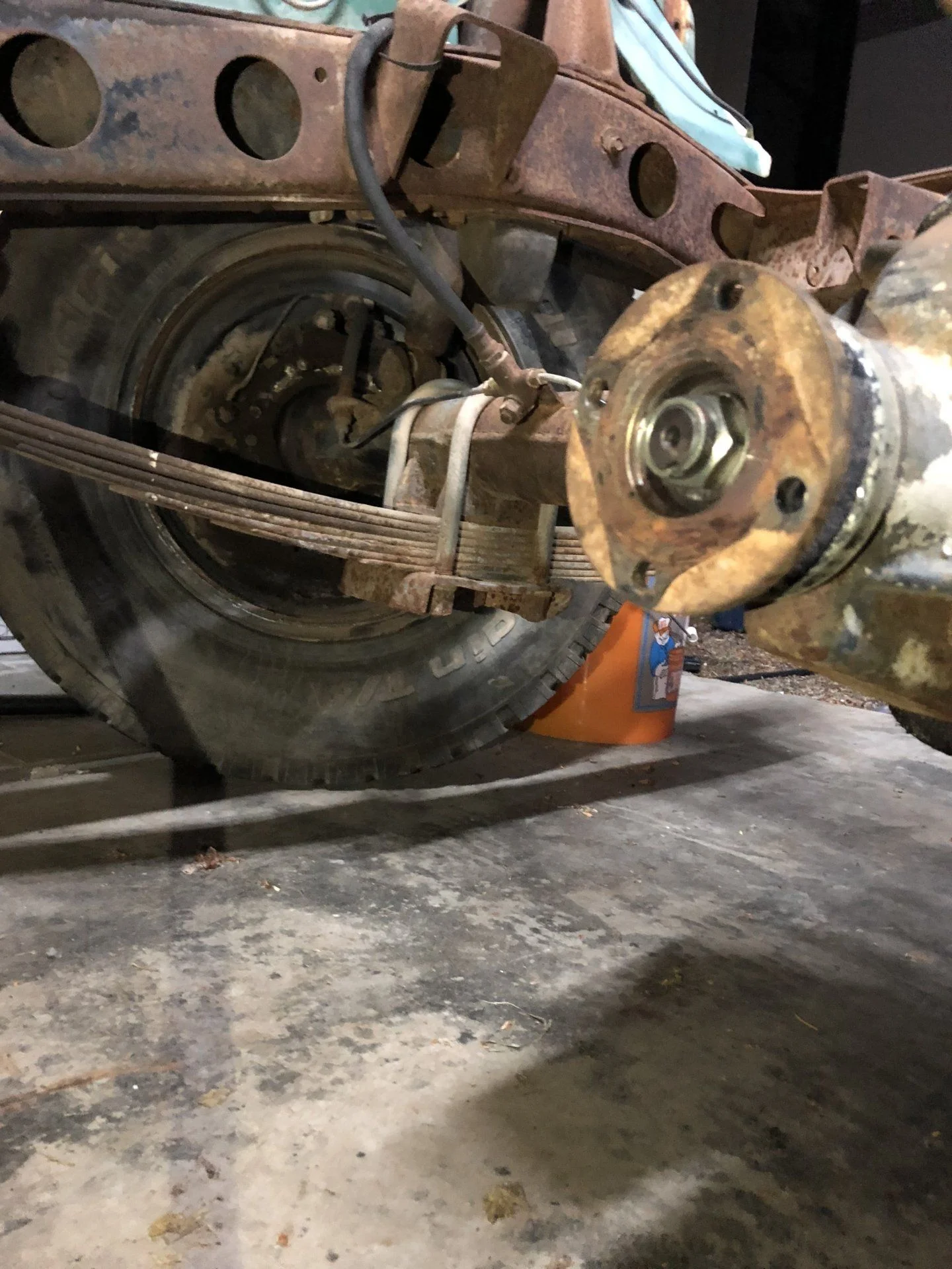 Late Flange, Early(ish) Axle?