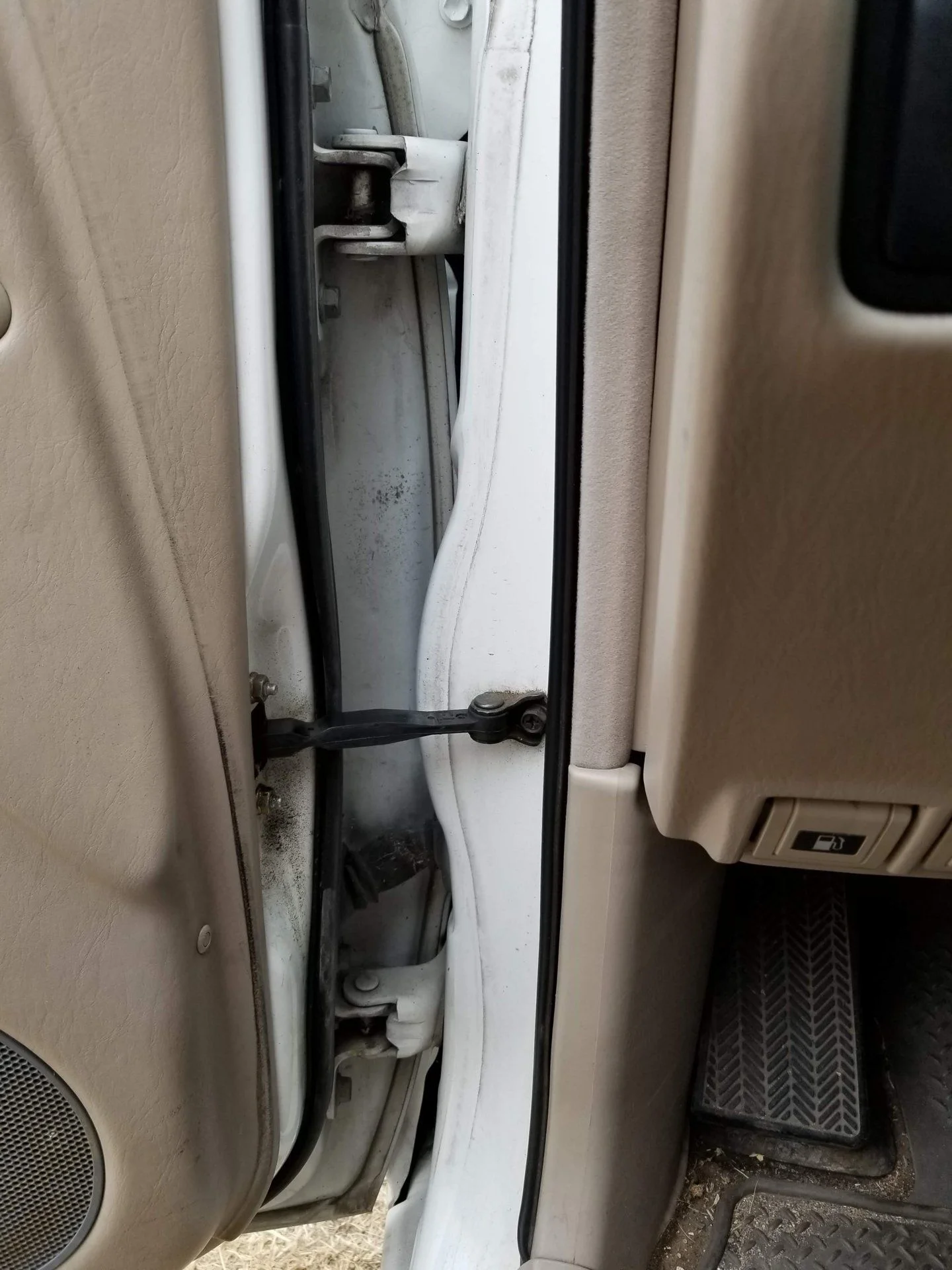 Sagging Driver Door Adjust Fix Or Replace Hinges Ih8mud Forum