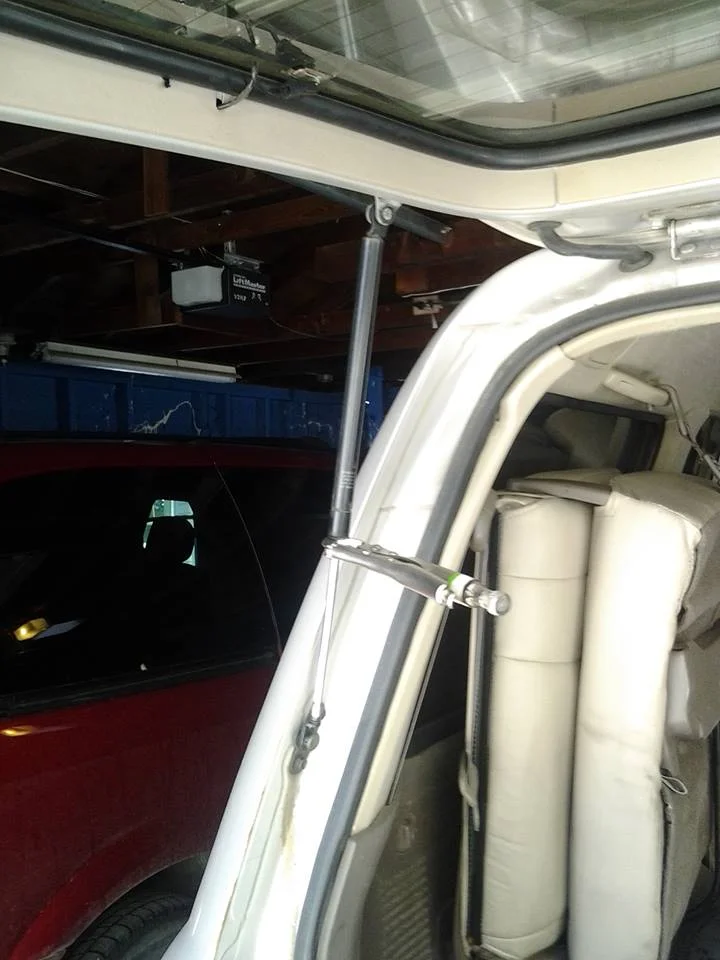 lift gate 2
