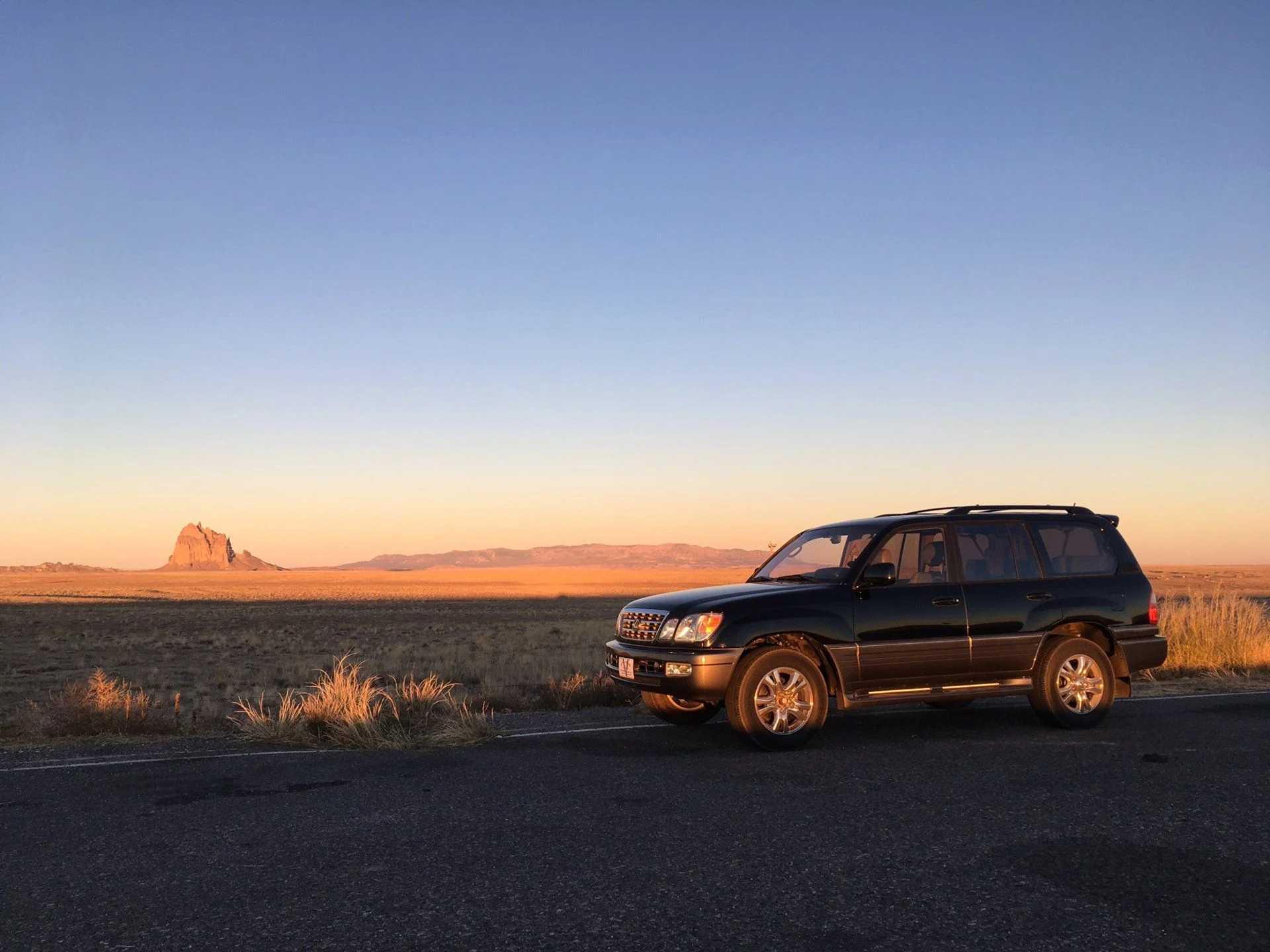 LX470 shiprock