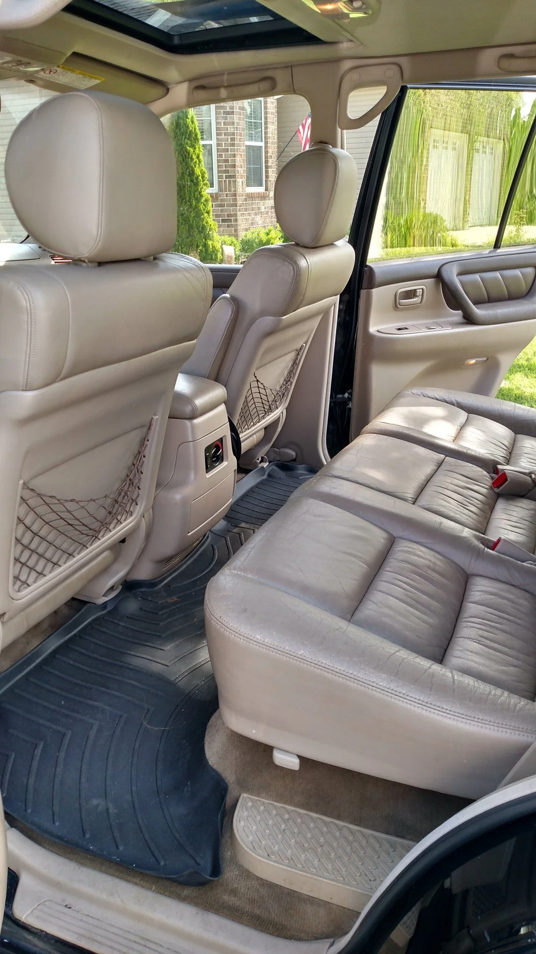 Middle Floorboard
