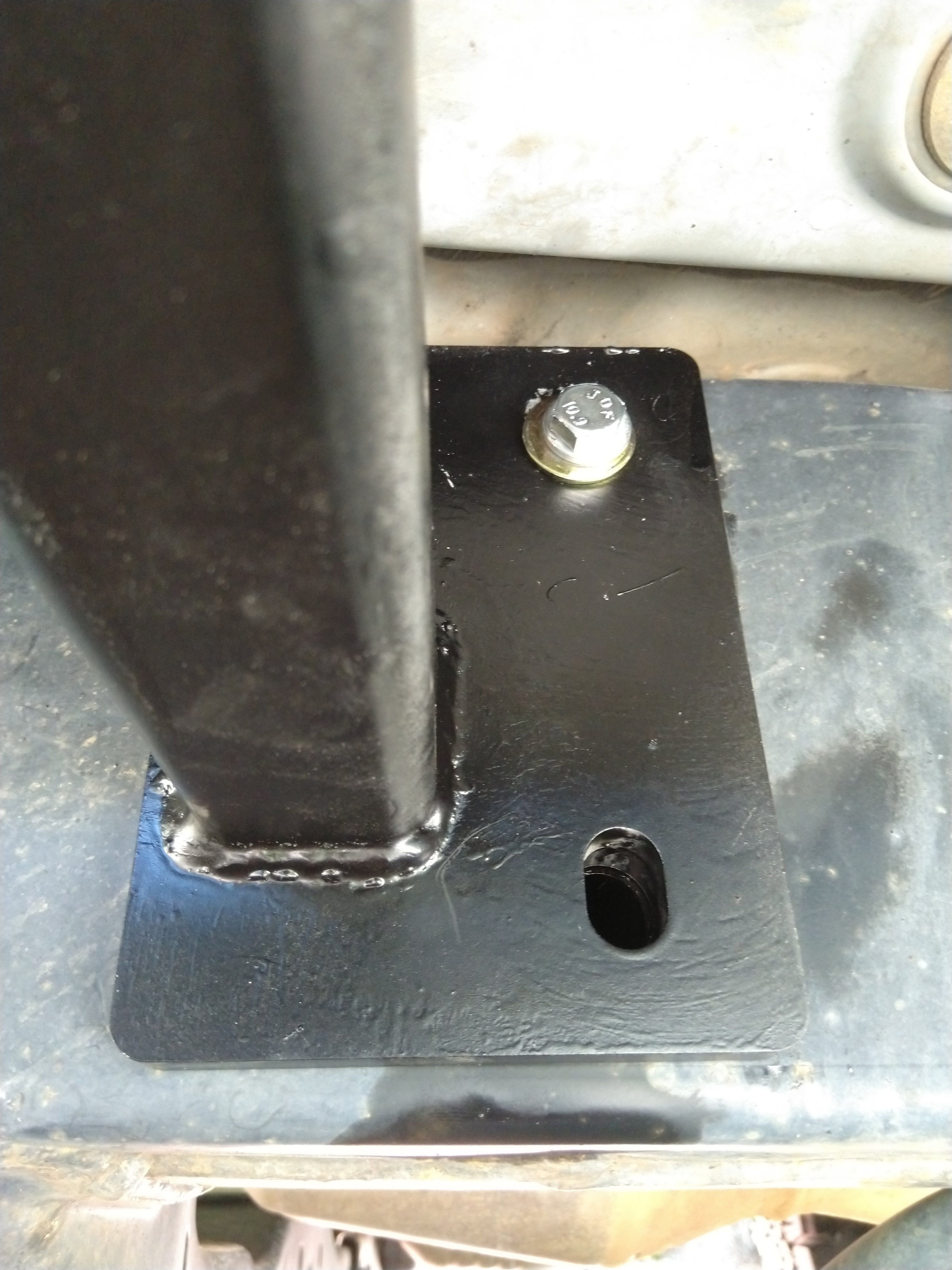 MTOPOR GX sliders pass front lower for stick nut-EFF RIVET NUTS.jpg