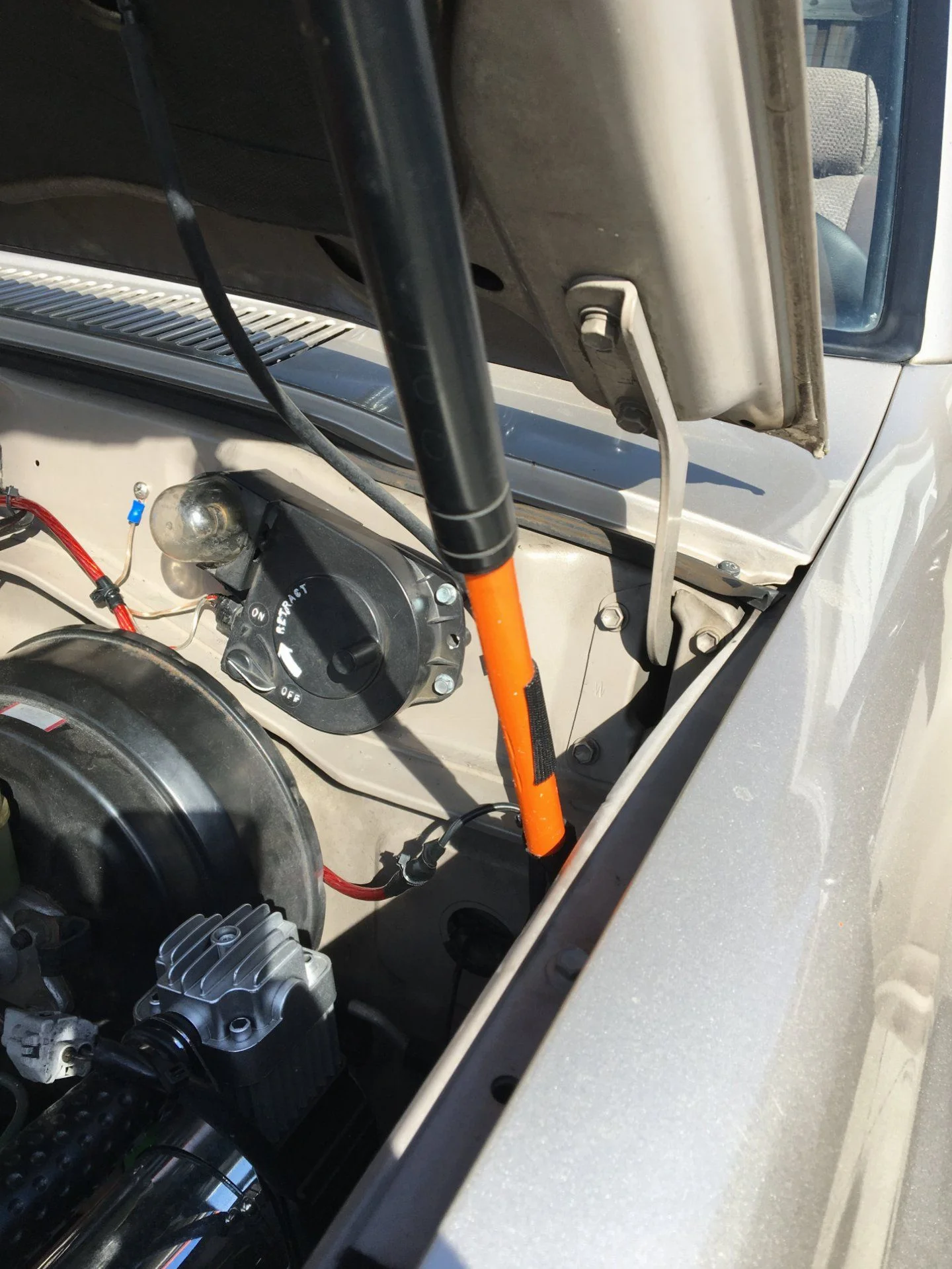 My $6 mid-90's Chevy trouble light