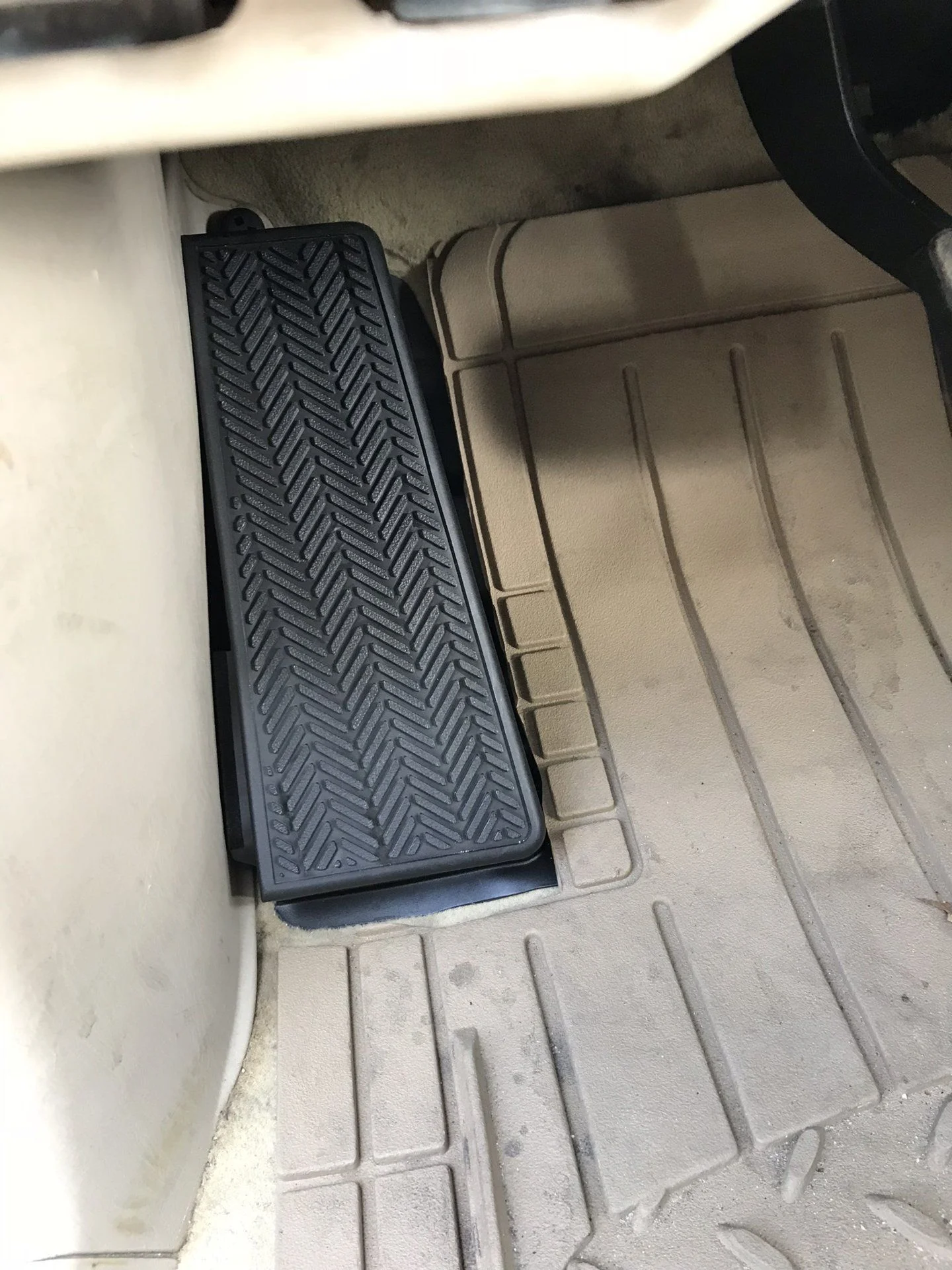 New dead pedal - the old one was broken and the PO tried to glue it back together.