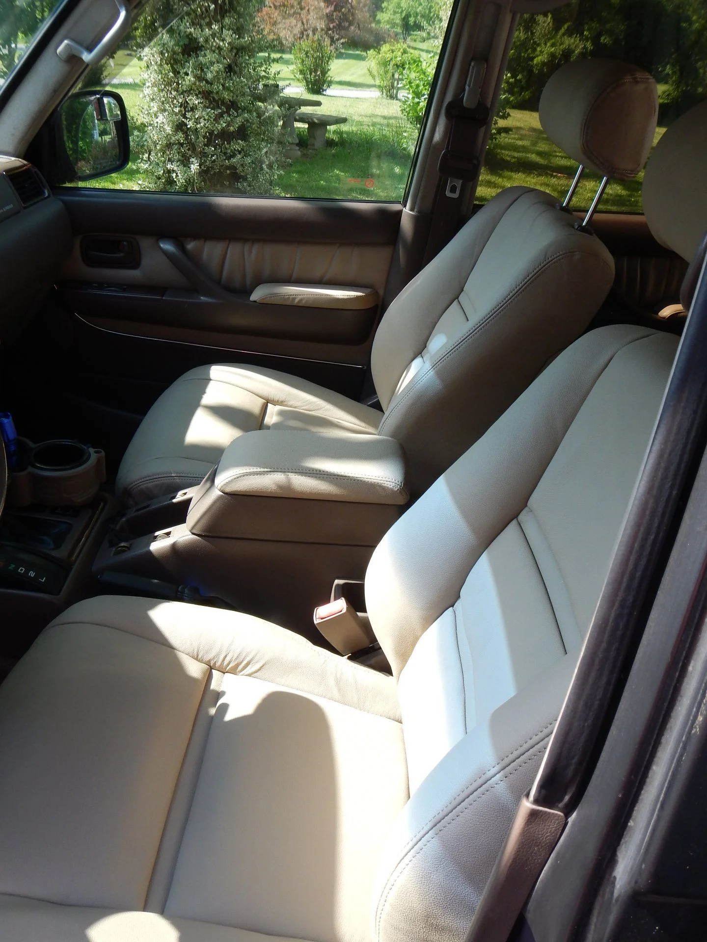 New LSeat Leather Skins