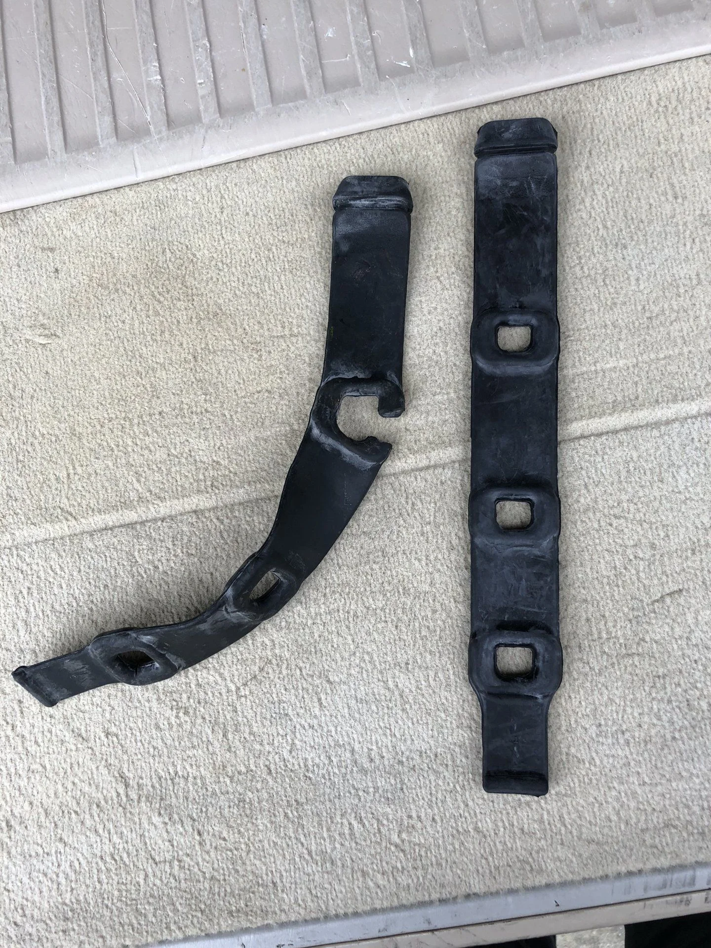 New strap for the bottle jack