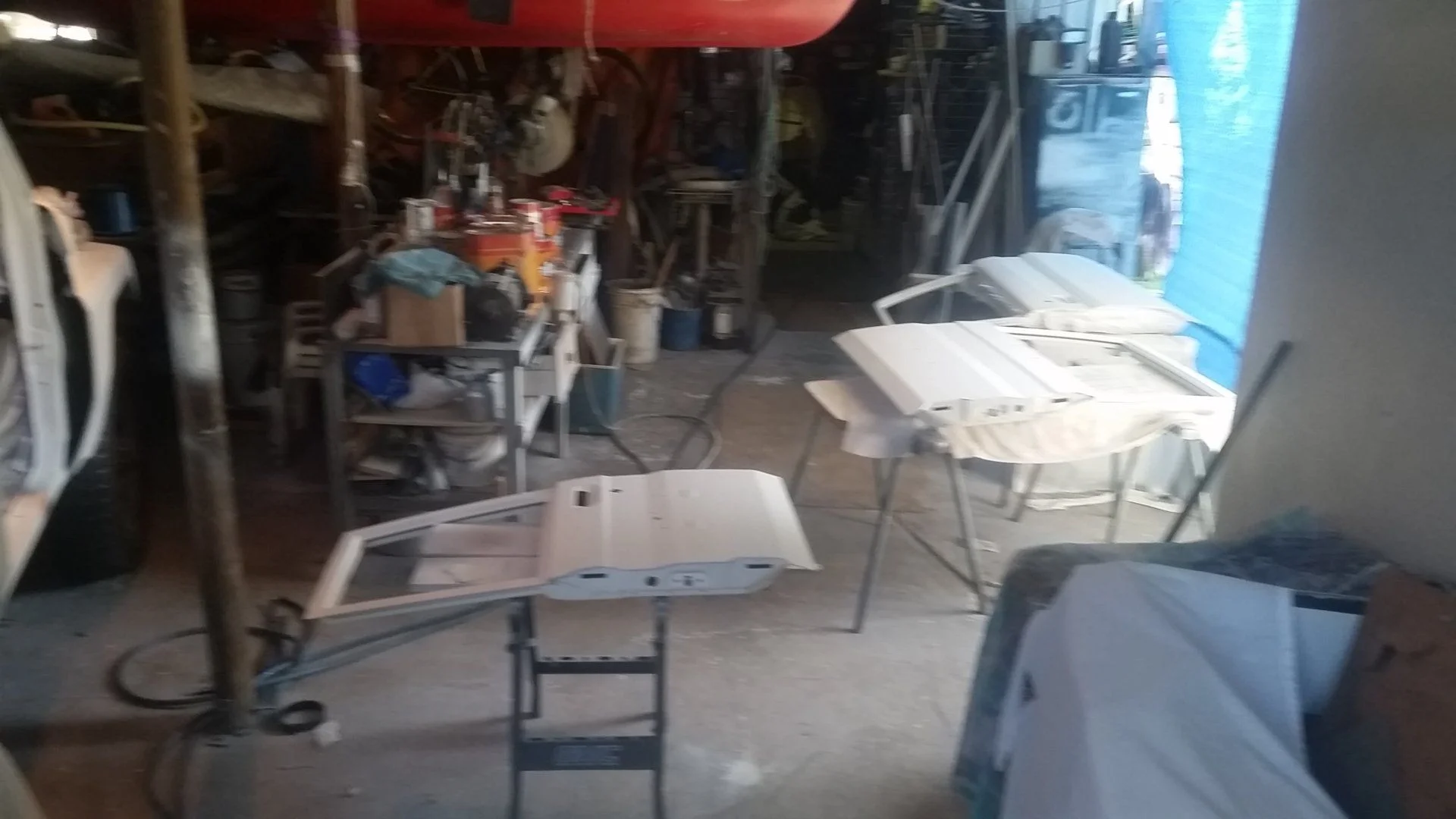 Not a lot or room, or light