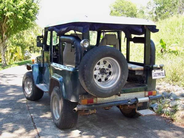 Notice the missing tailgate.