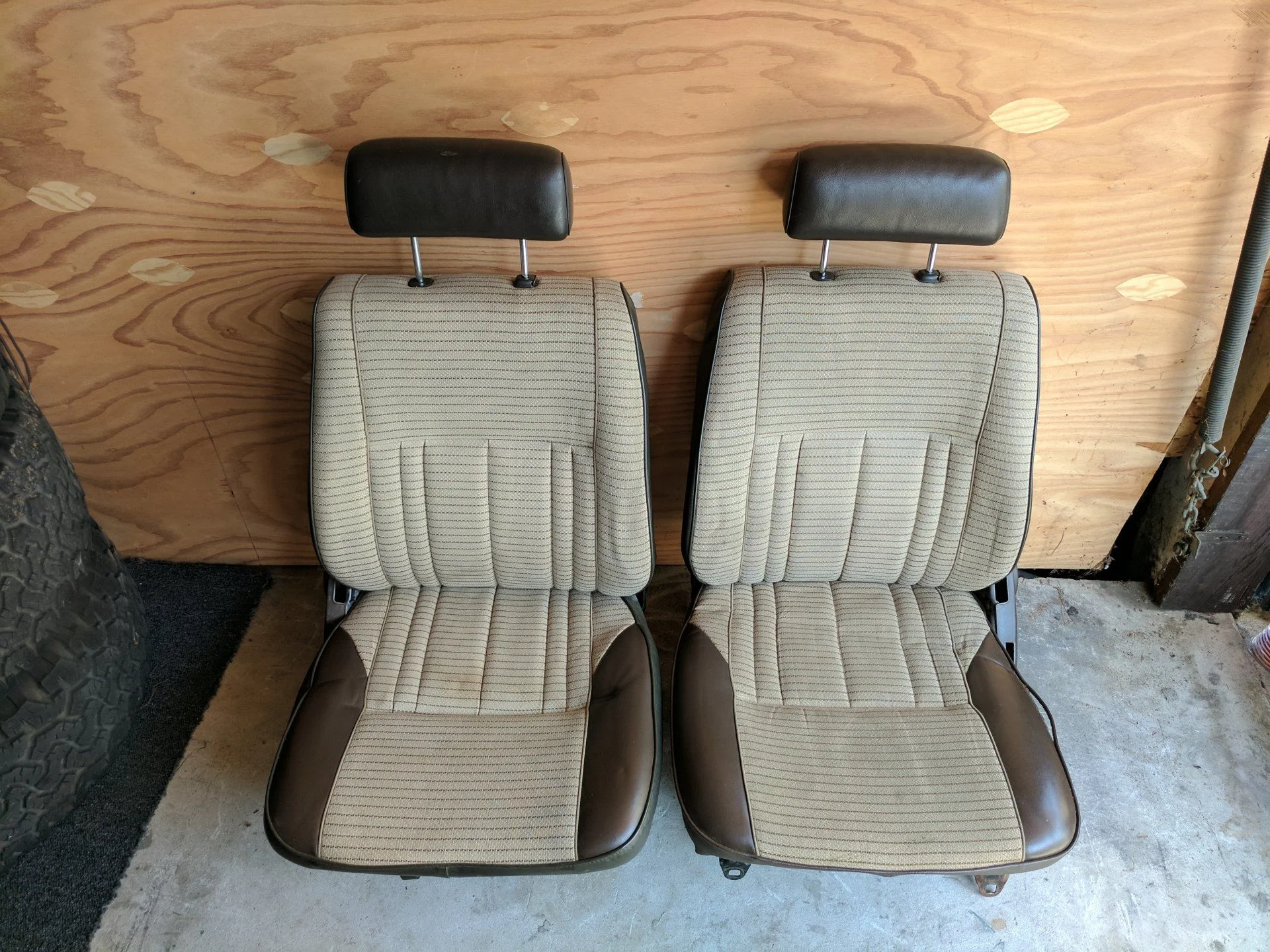 Pair of brown seats