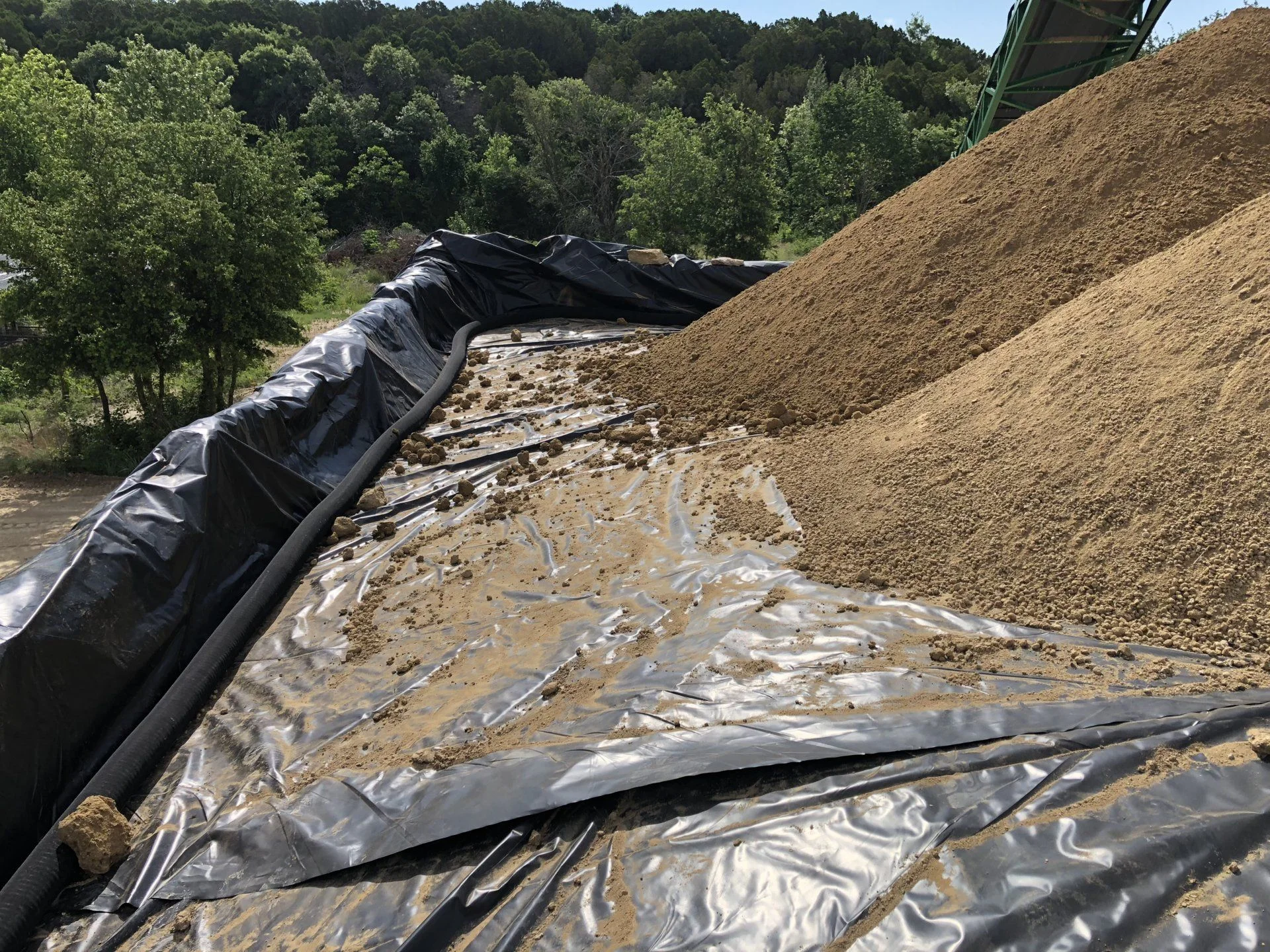 parapet wall french drain view 1