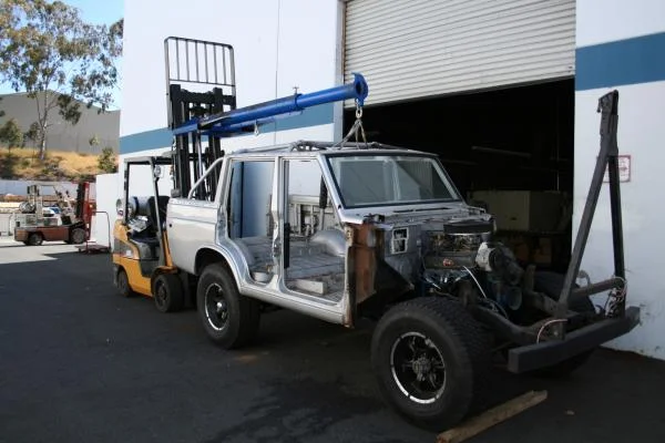 Pulling Body off Frame 2 2009