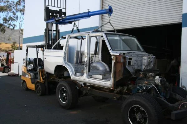 Pulling Body off Frame 7 2009