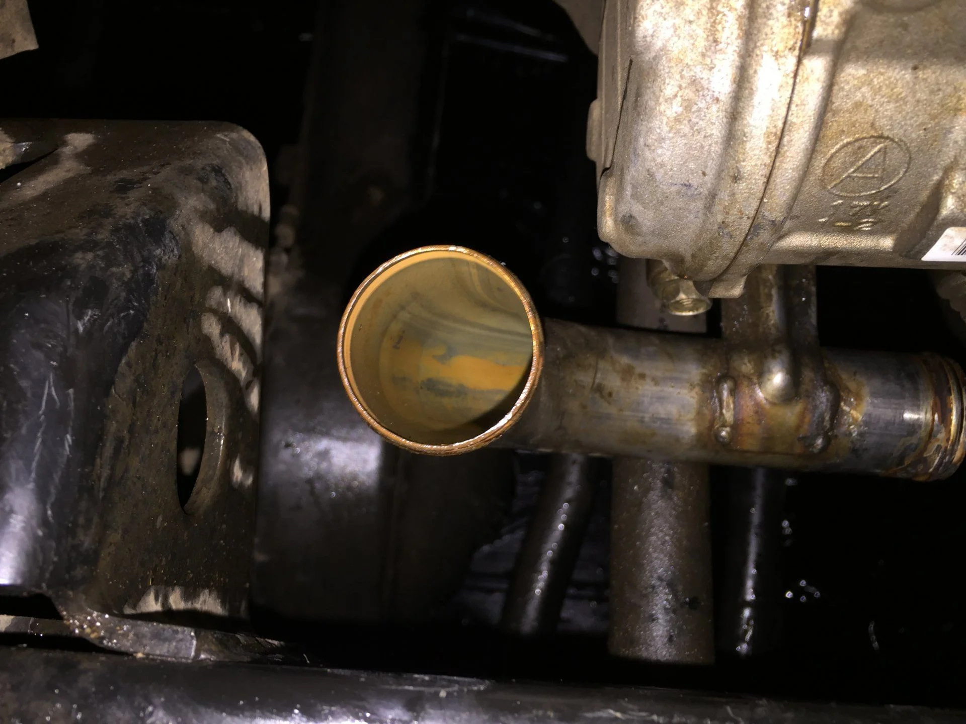 radiator outlet pipe