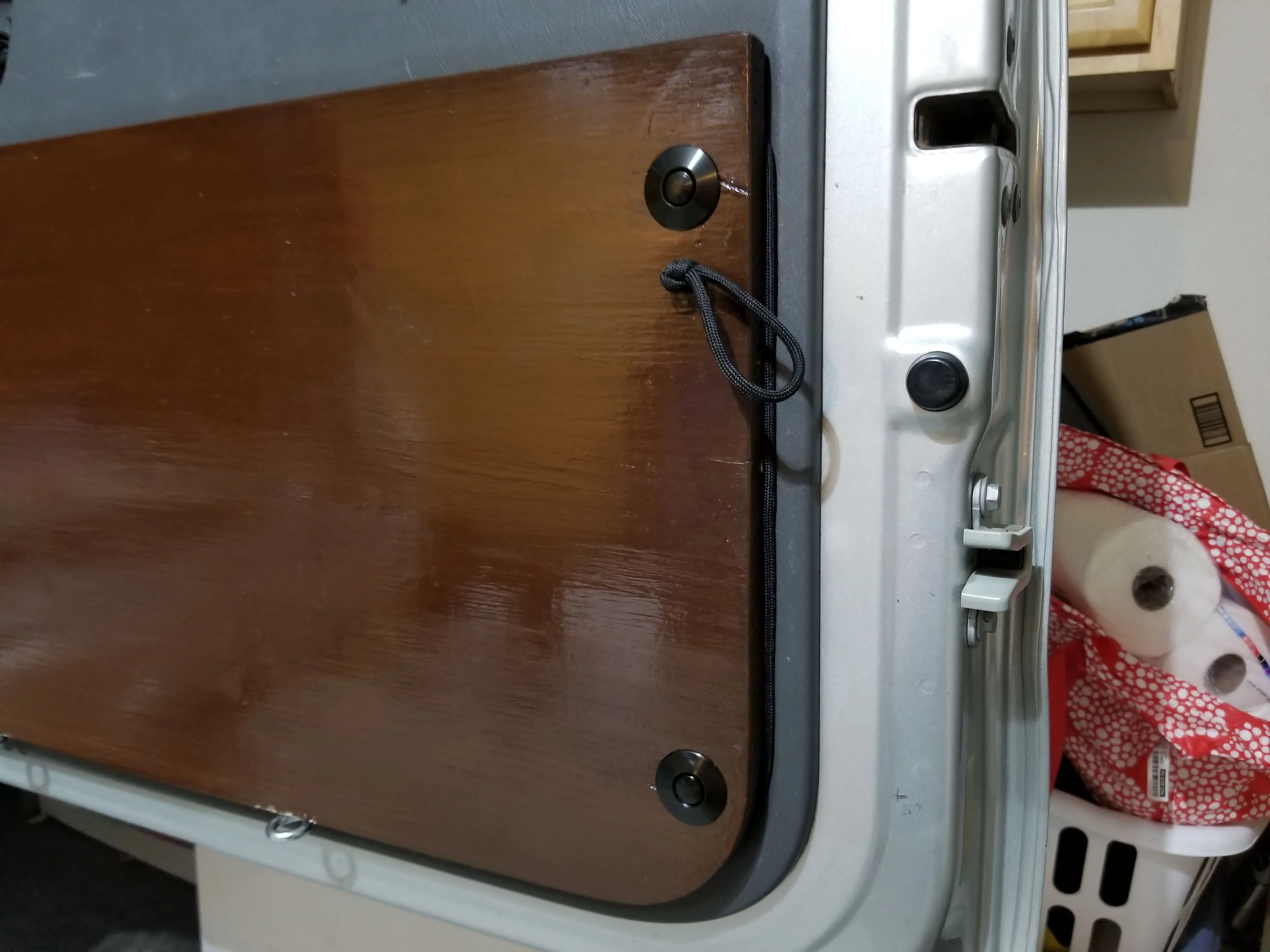 Rear door table15.jpg