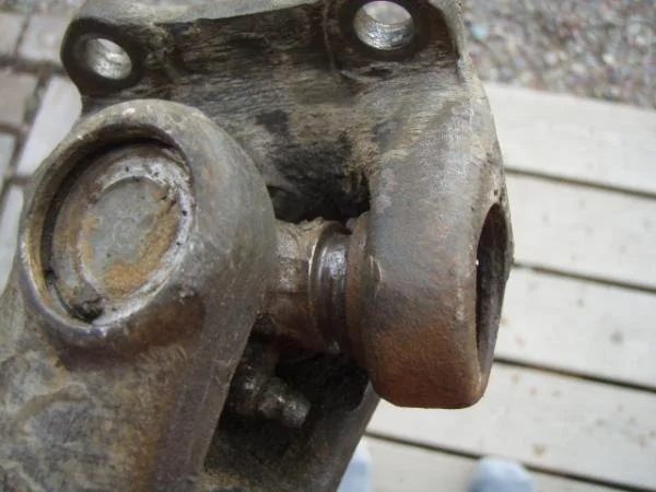 rear drive shaft u joint