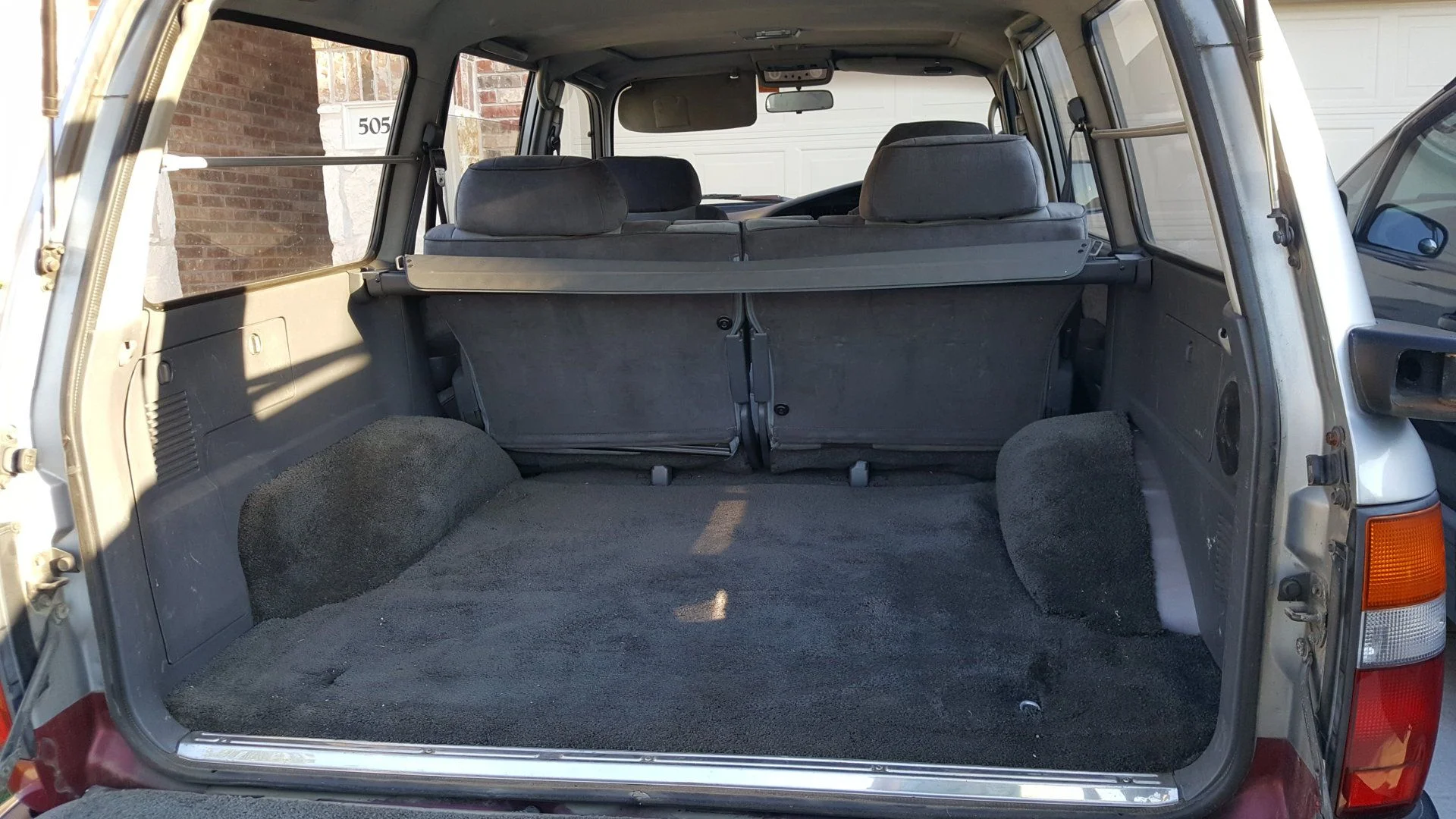 Rear interior hdj81