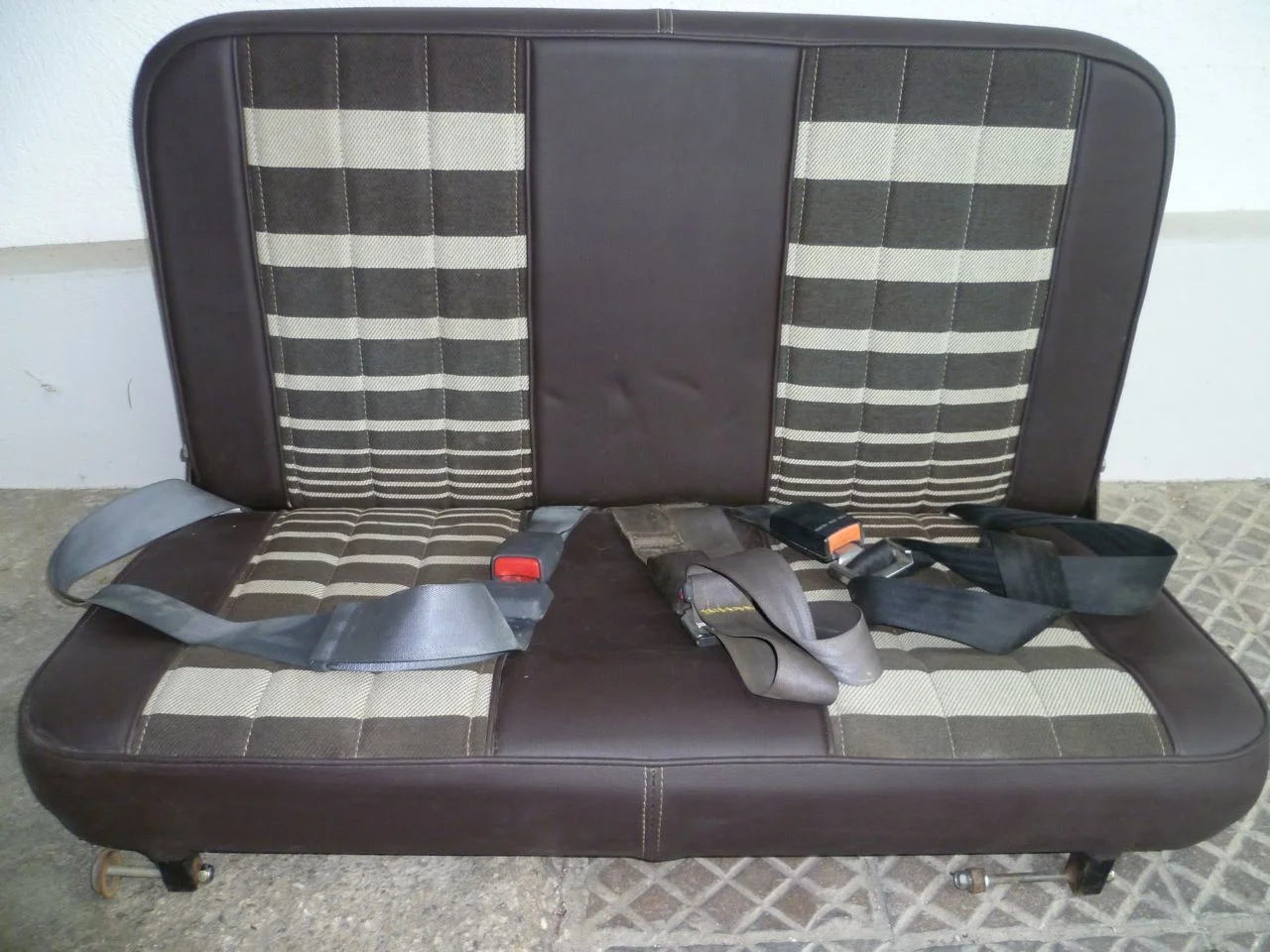 rear seat - front view