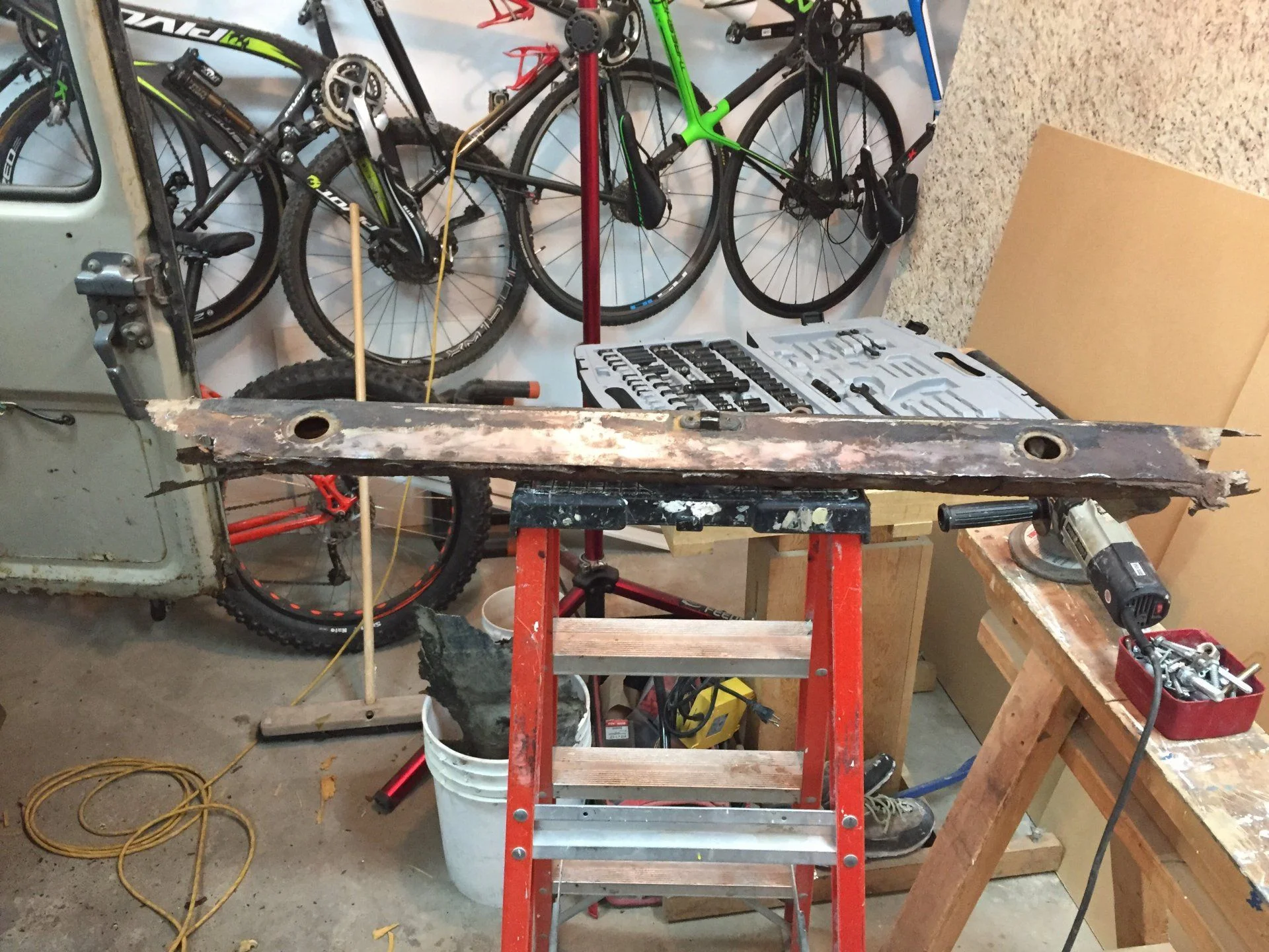 Rear Sill